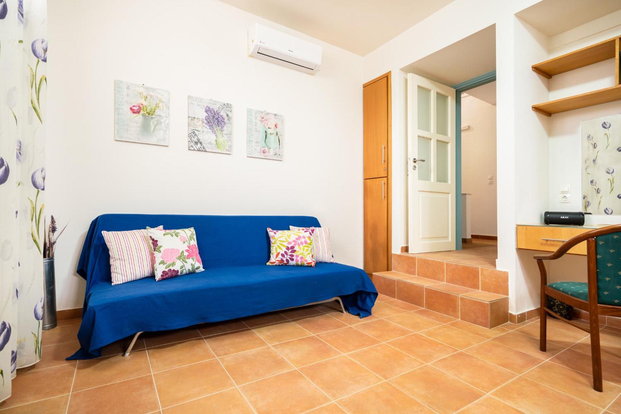Beachfront Aqua Marine With Private Pool,ping-pong & Bbq Villa