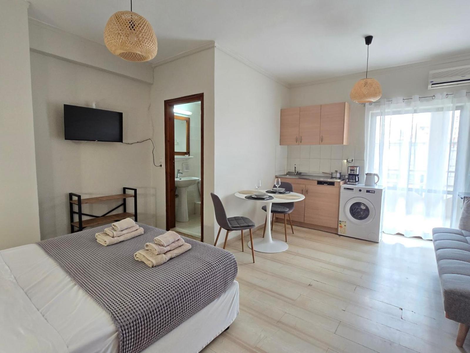 Liva Chania (Crete)