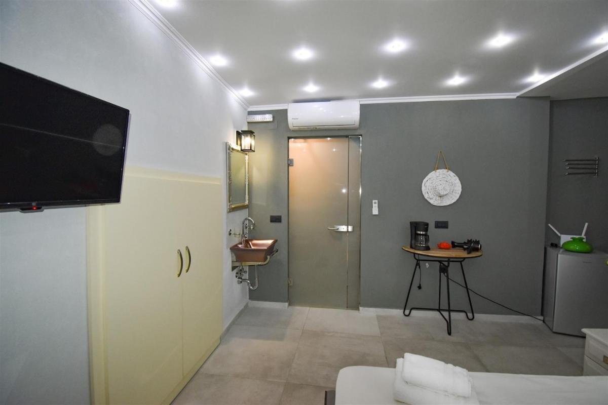 Vasiliki Venetian Apartment