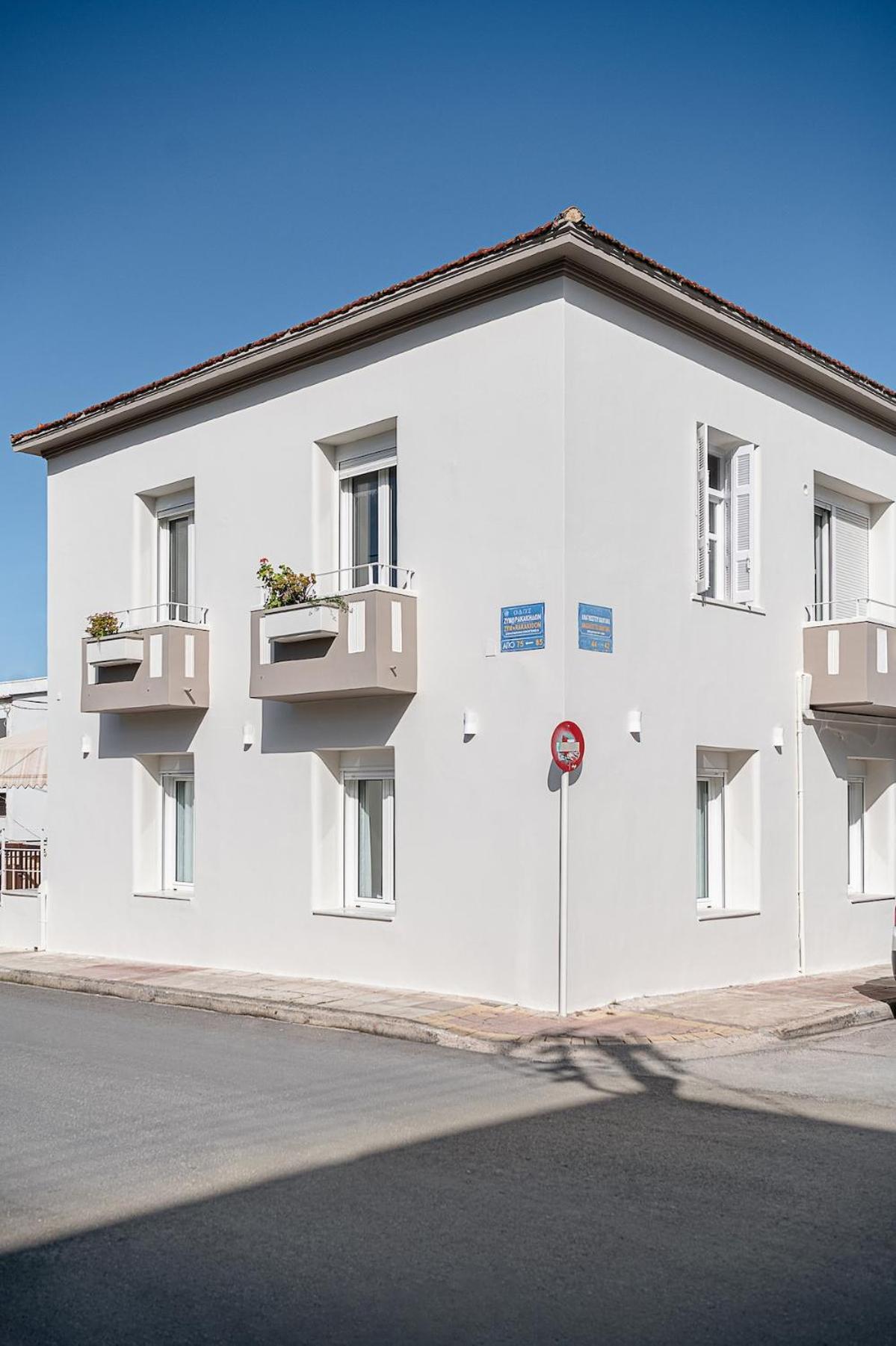 Amelia Luxury Living Mantaka * Chania (Crete)