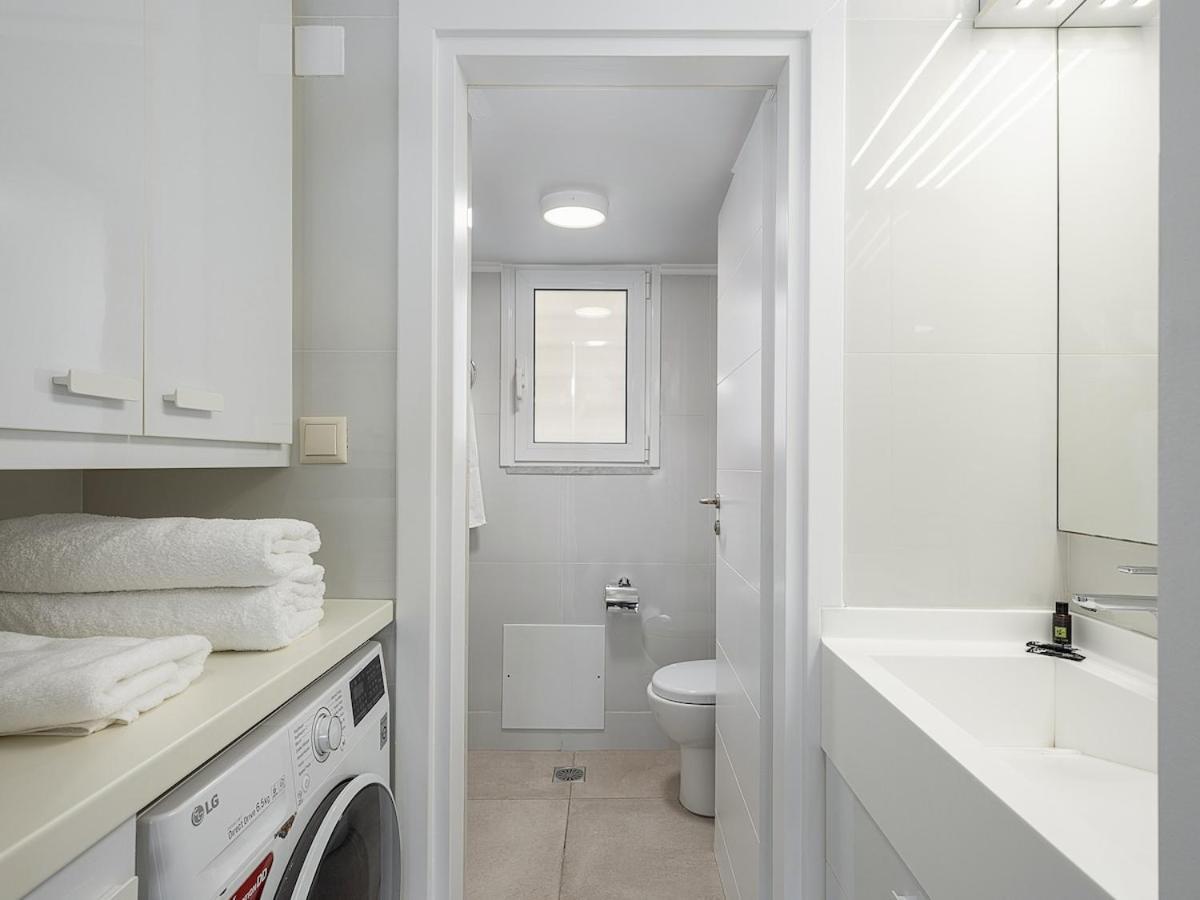 Amelia Luxury Living Mantaka Apartment