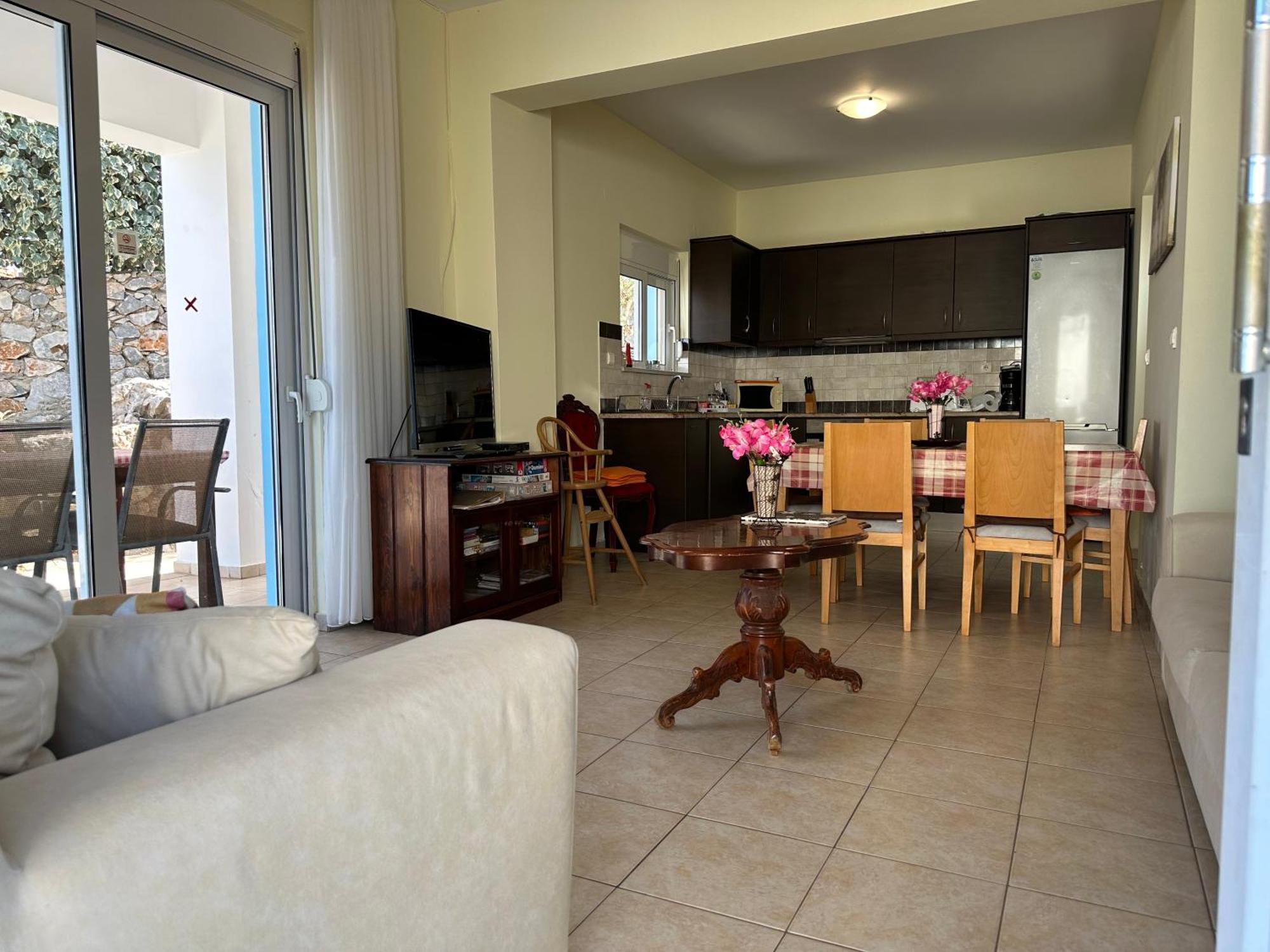 Villa Tranquil Vista Villa: Seaside Retreat With Private Pool