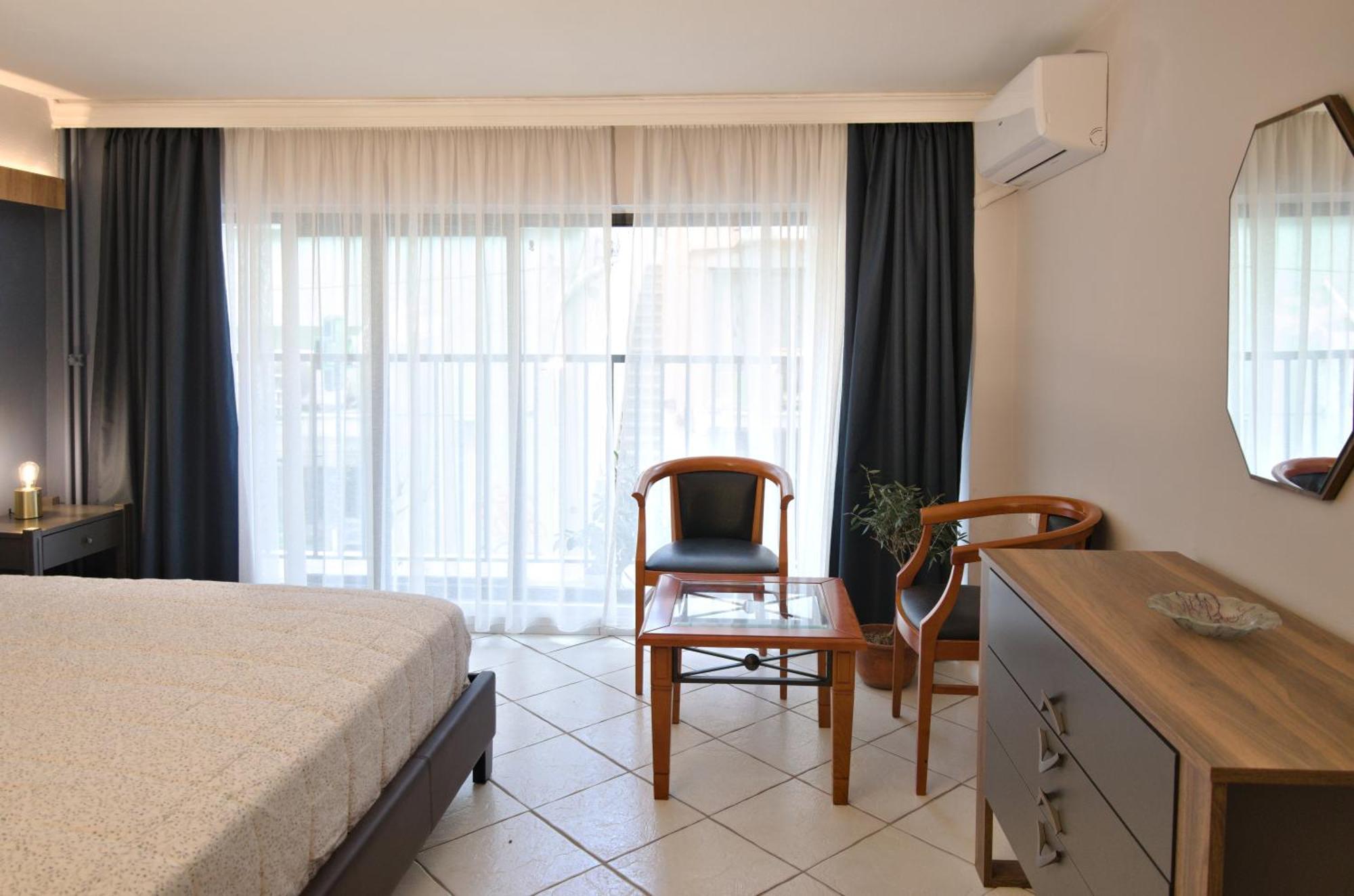 Roptron Center Chania (Crete)