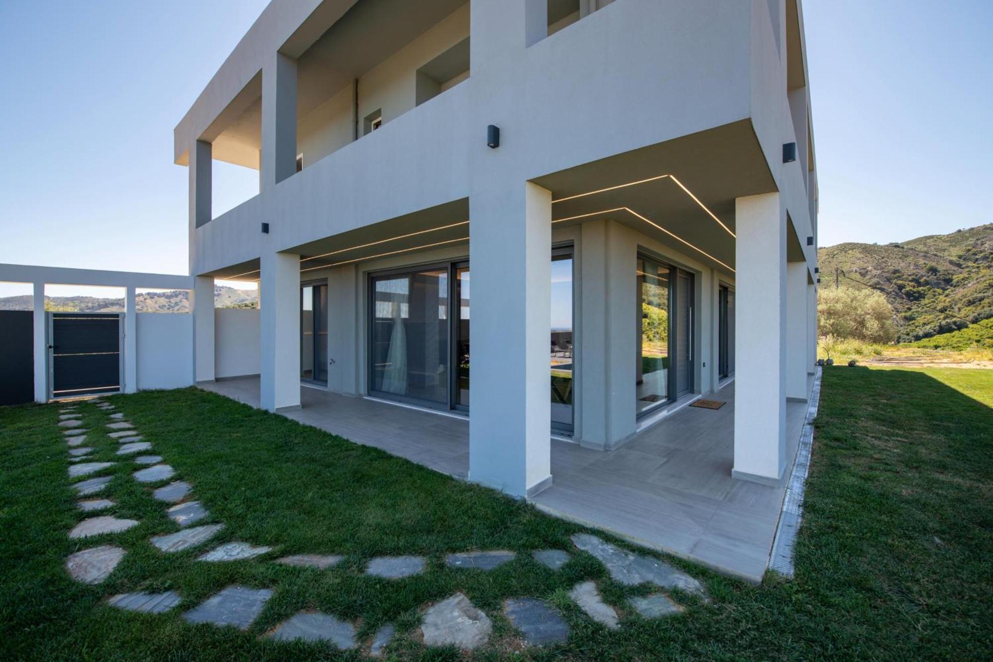Villa Arithea *