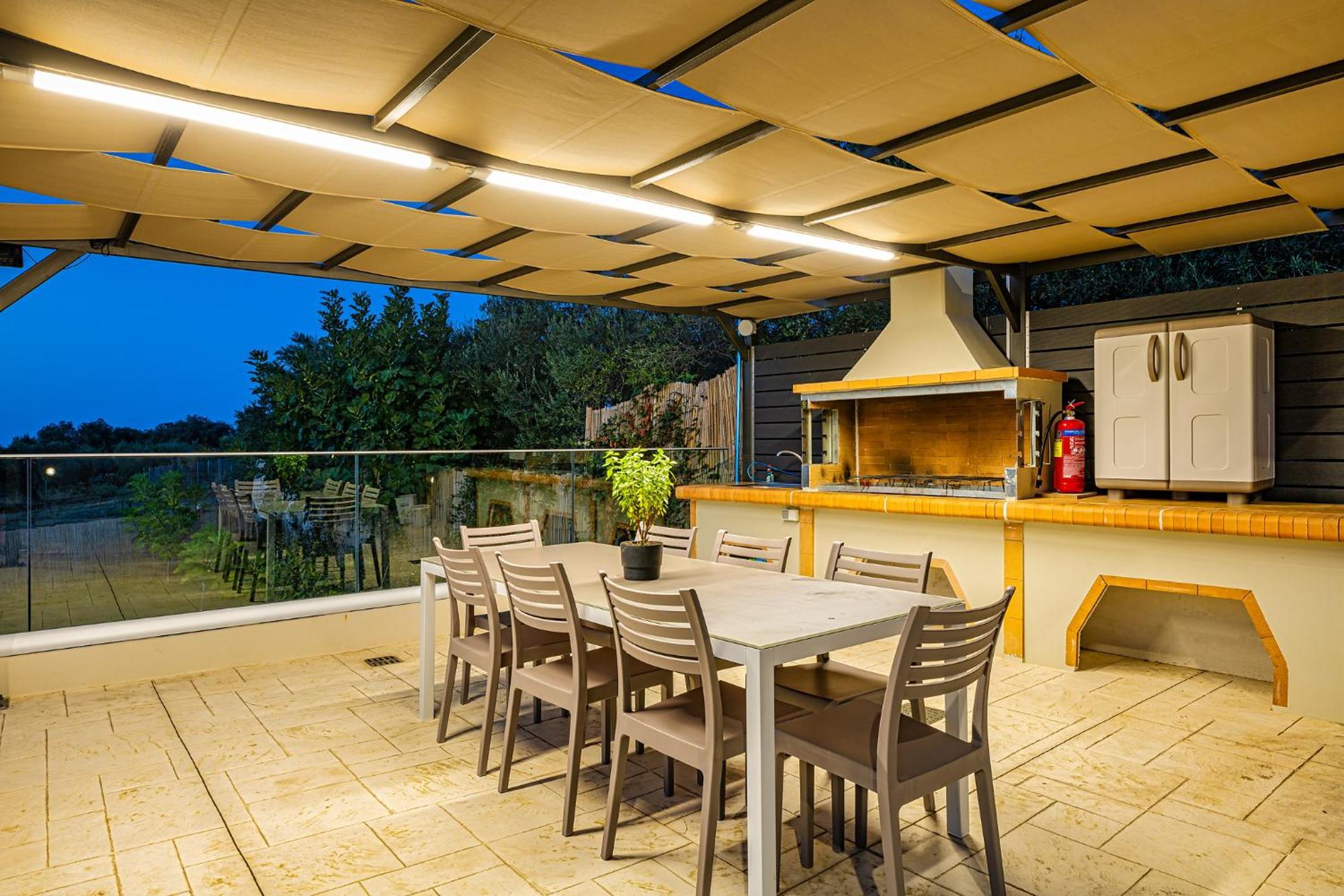 Apartment Chris With Private Ecologic Pool And Kid's Playground! *
