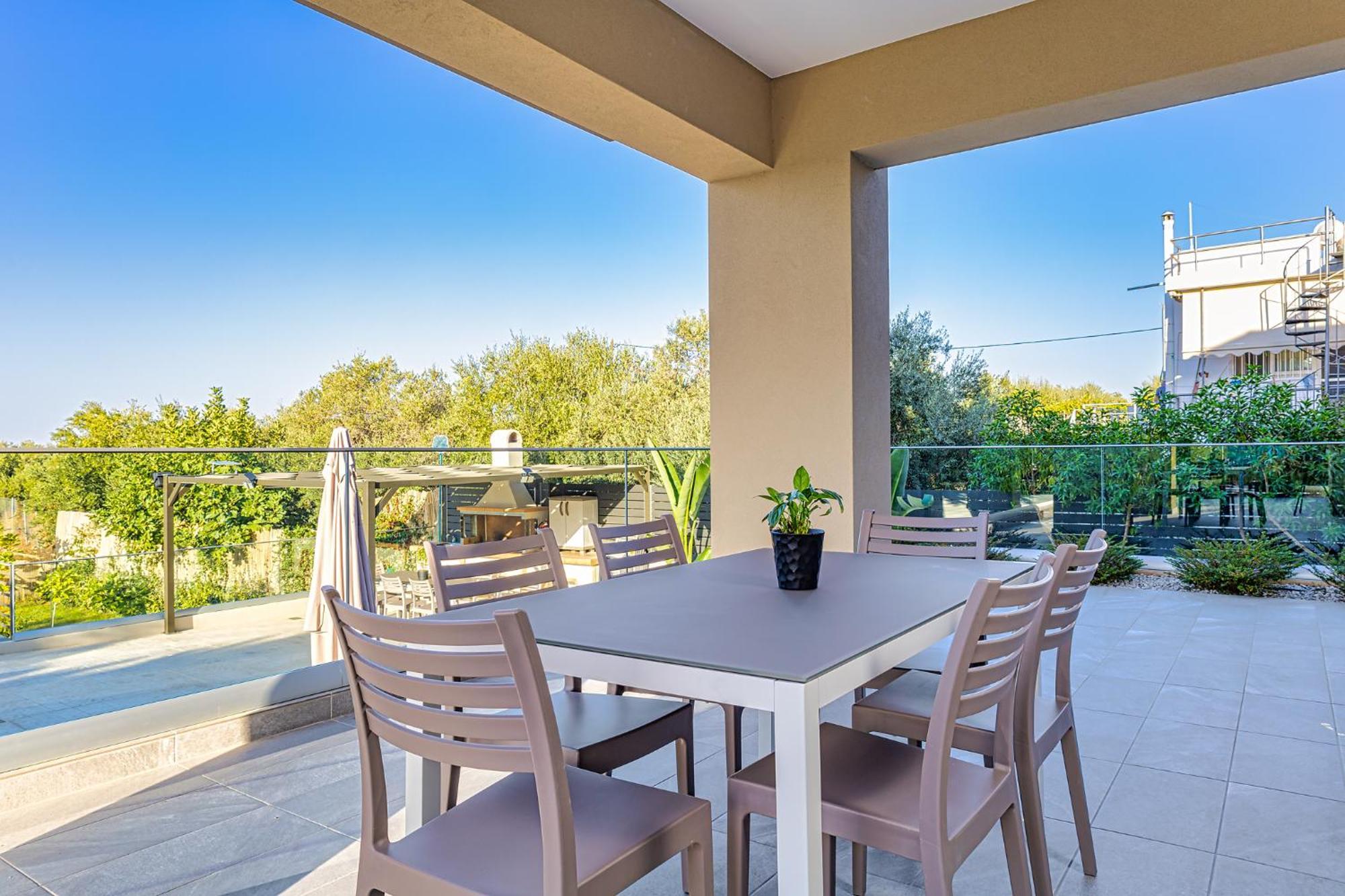 Chris With Private Ecologic Pool And Kid's Playground! Chania (Crete)