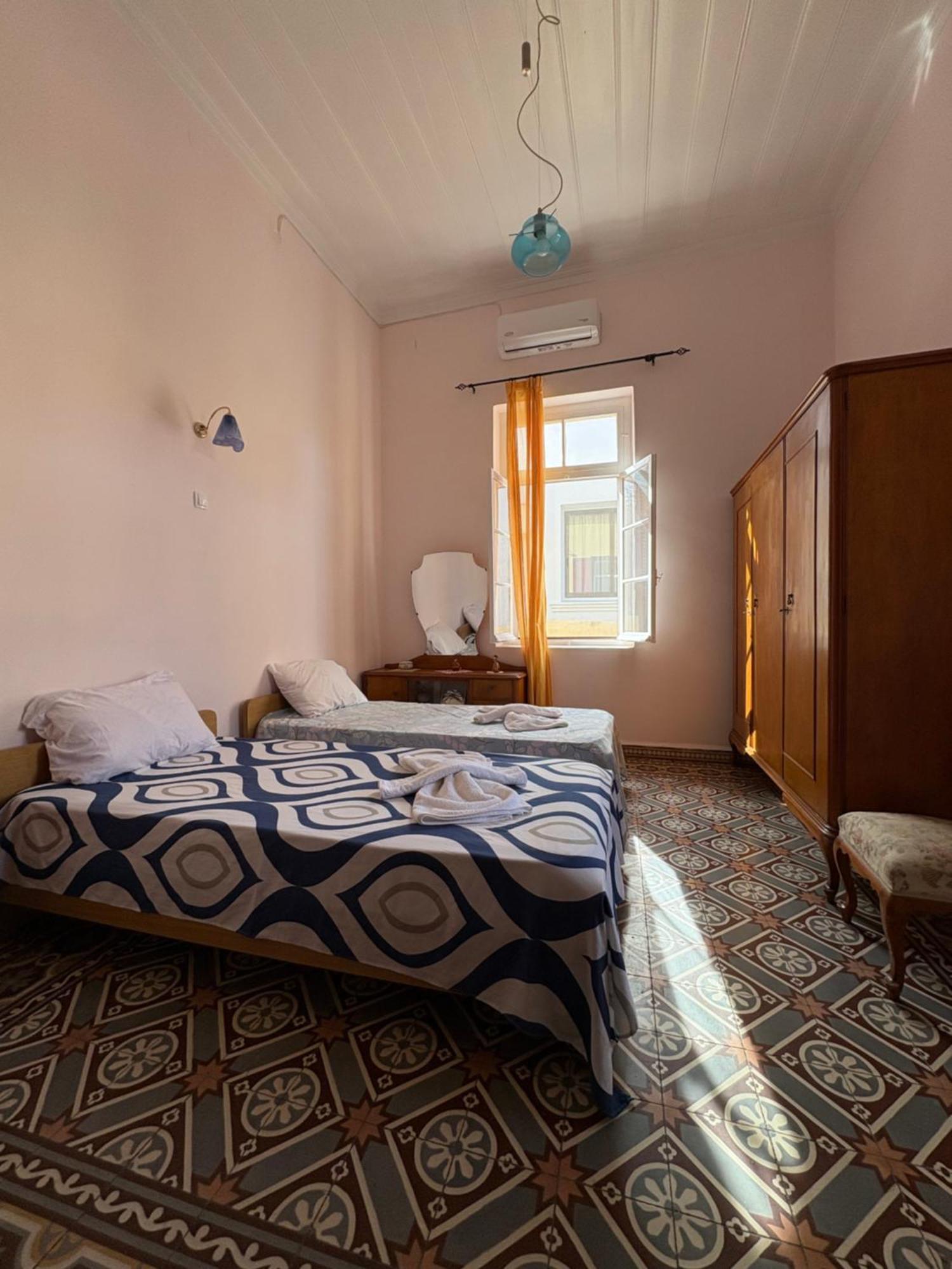 Shared House , Private With Garden * Chania (Crete)