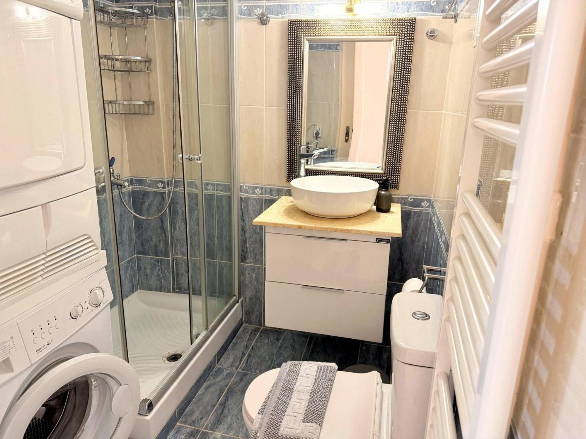 Apartment Little Apartment-1min Walk From Everywhere
