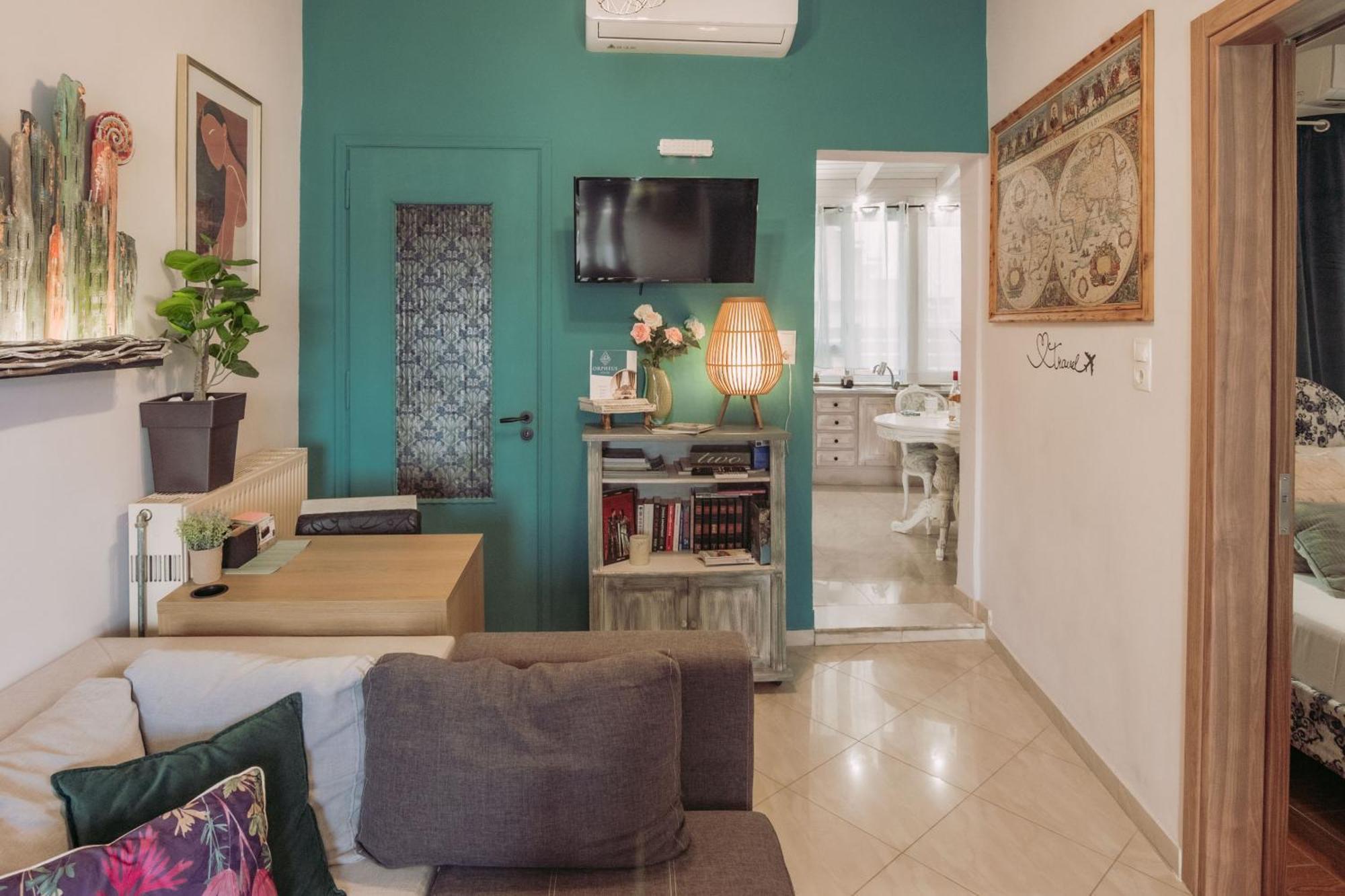 Orpheus House Beachfront 2bdr Apartment
