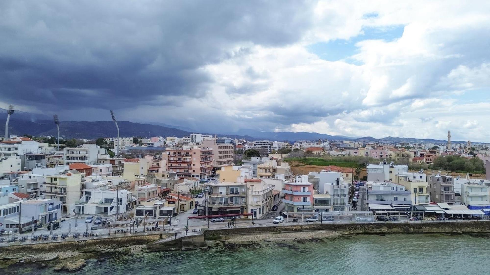 Orpheus House Beachfront 2bdr * Chania (Crete)