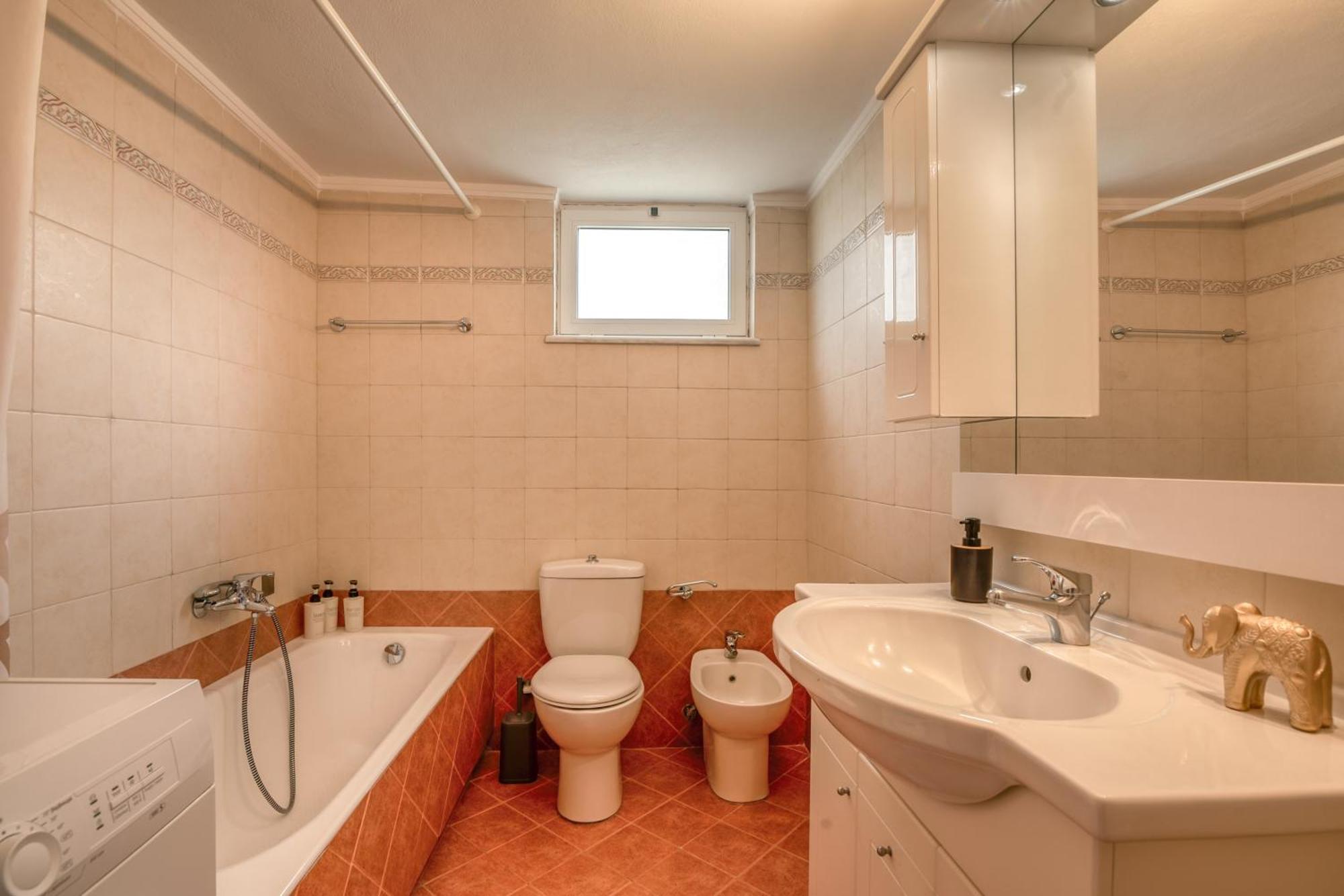Lavande Apartment *