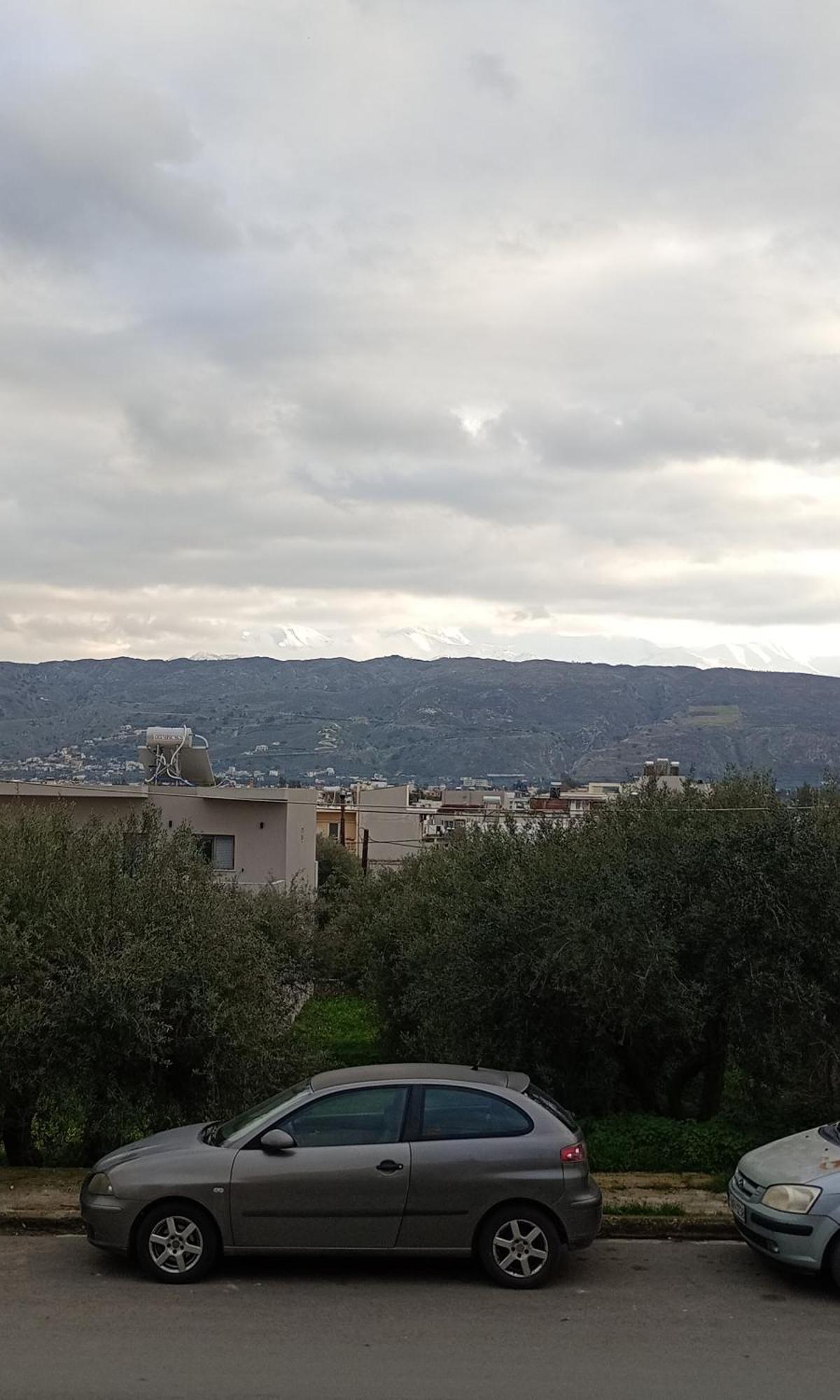 πλήρως ανακαινισμένη μονοκατοικία.