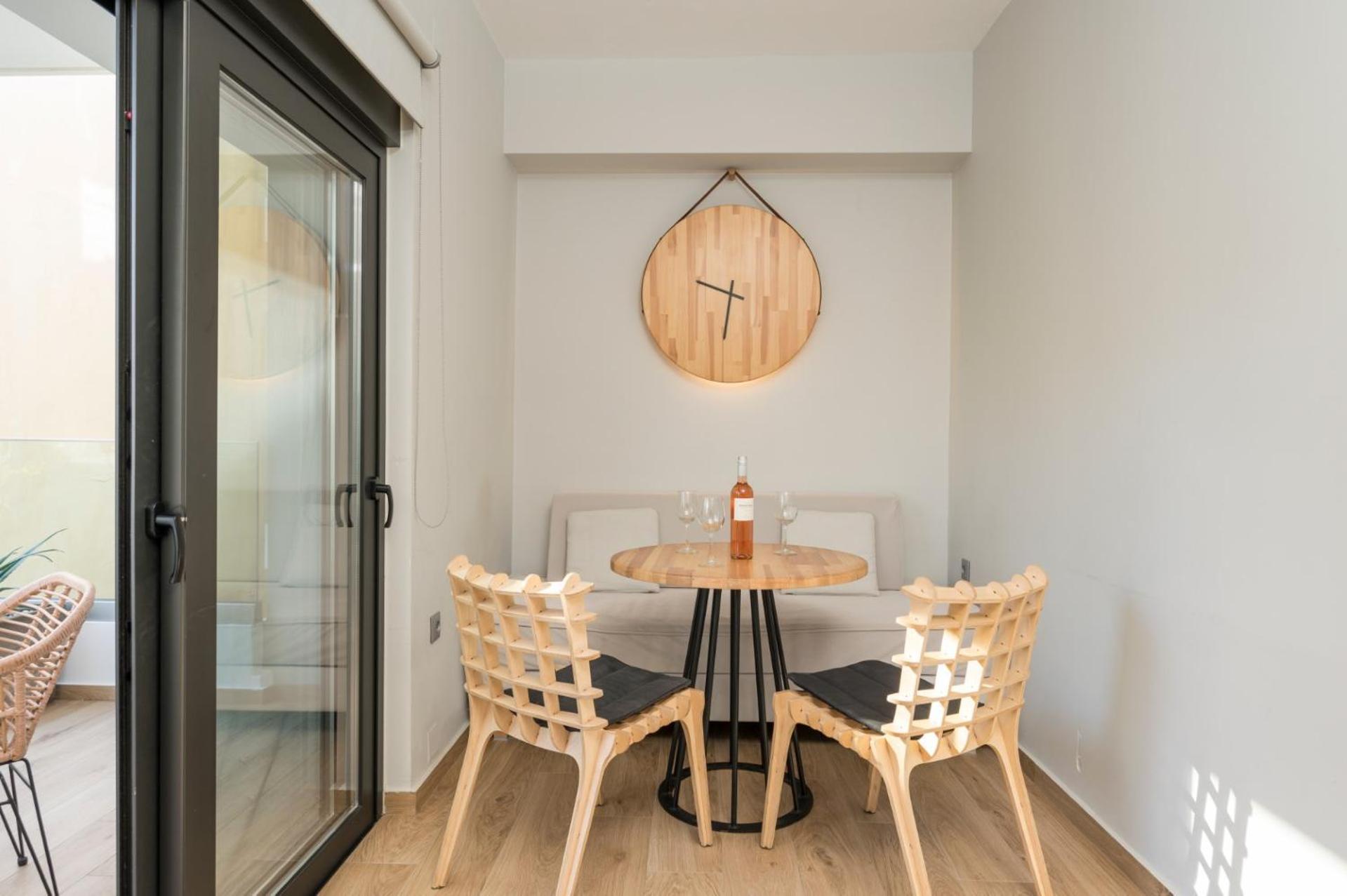 Ostraco 1 Apartment-50m From Sandy Chania (Crete)