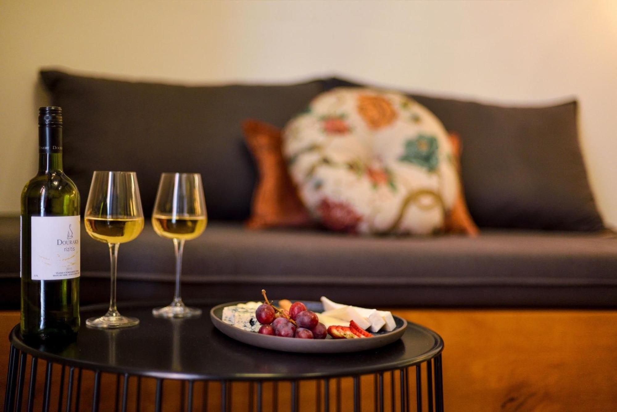 Neorion Living Apartment