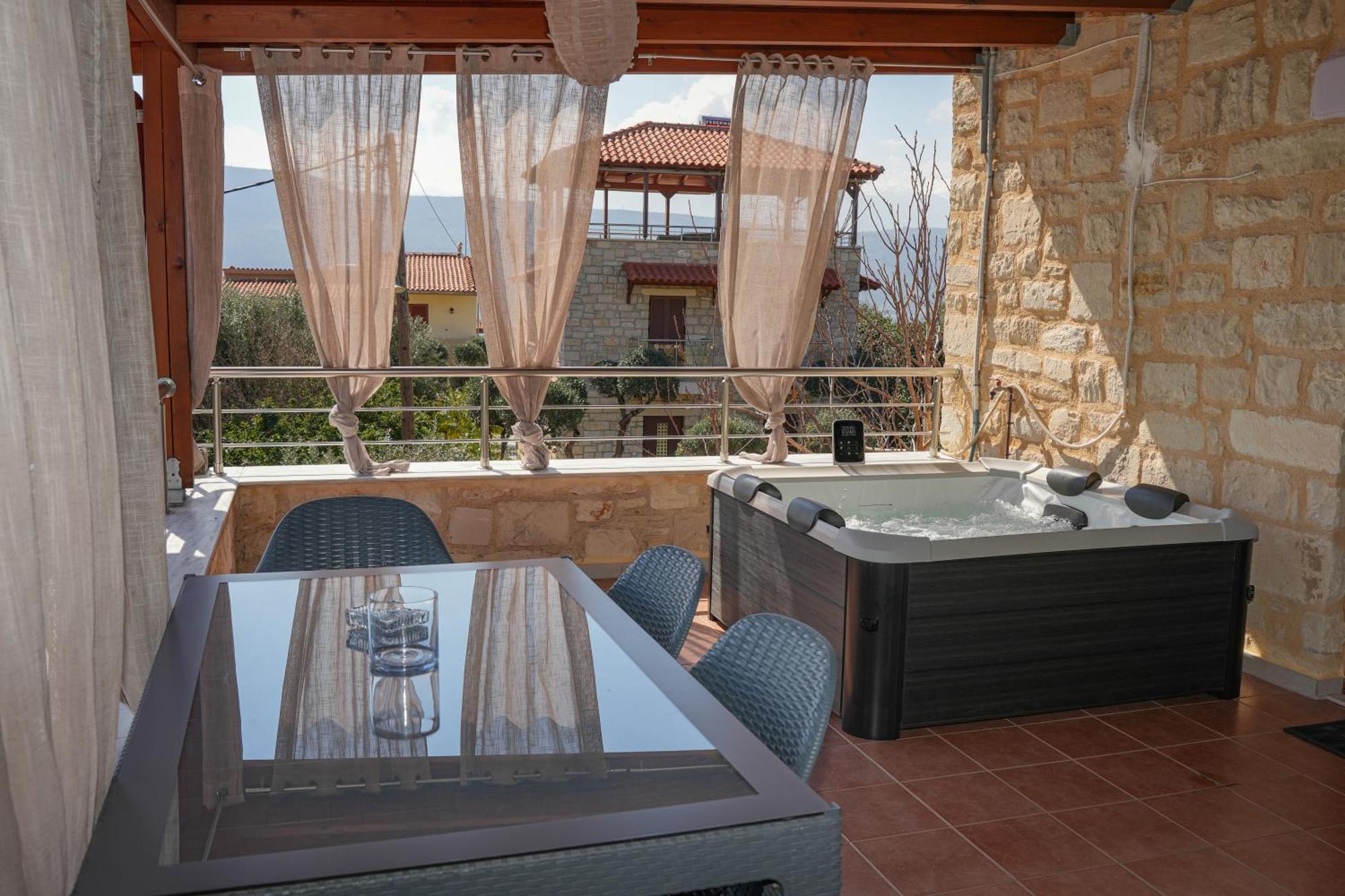 Sundaymar Stone House Apartment