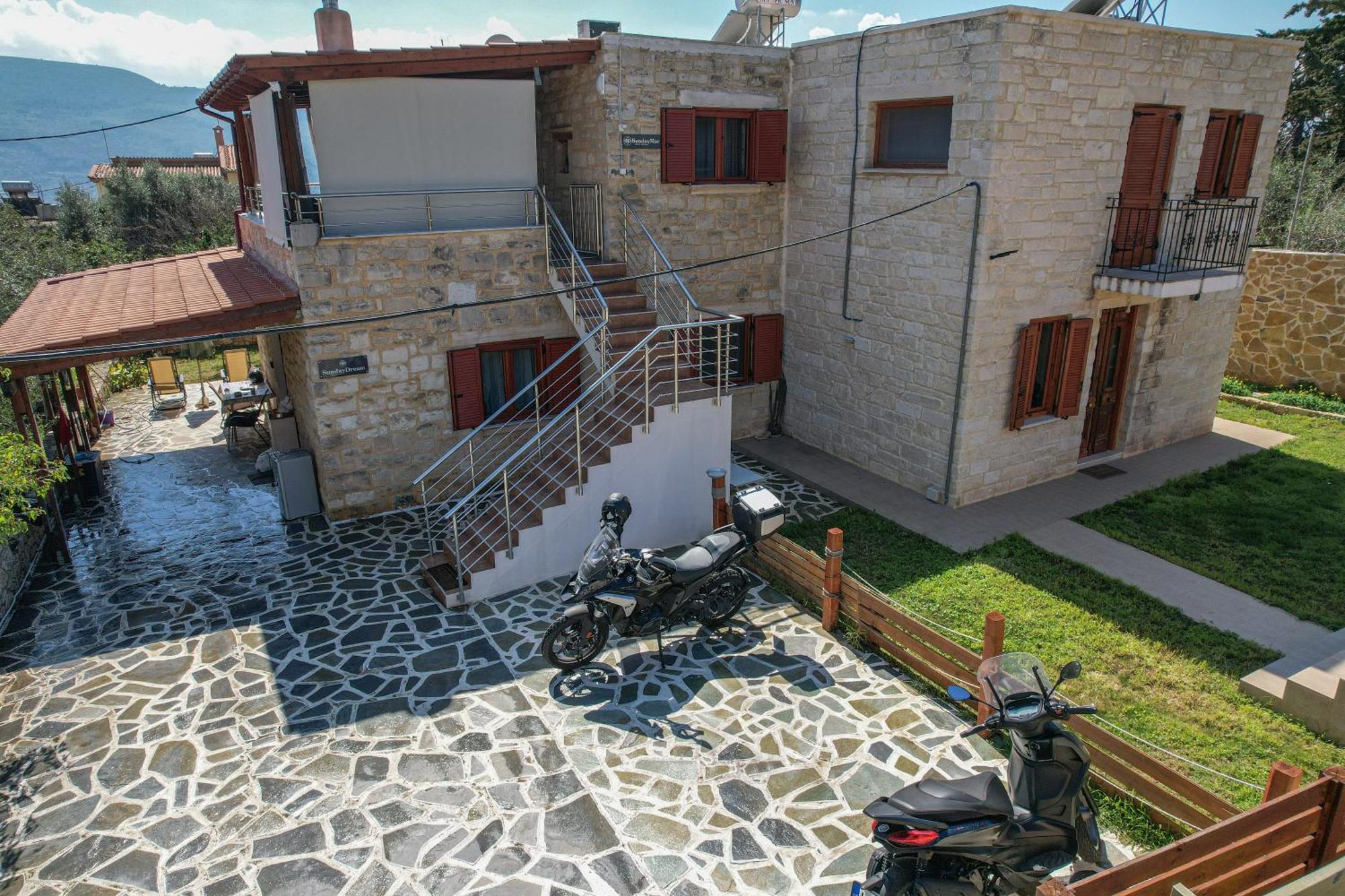 Apartment Sundaymar Stone House *