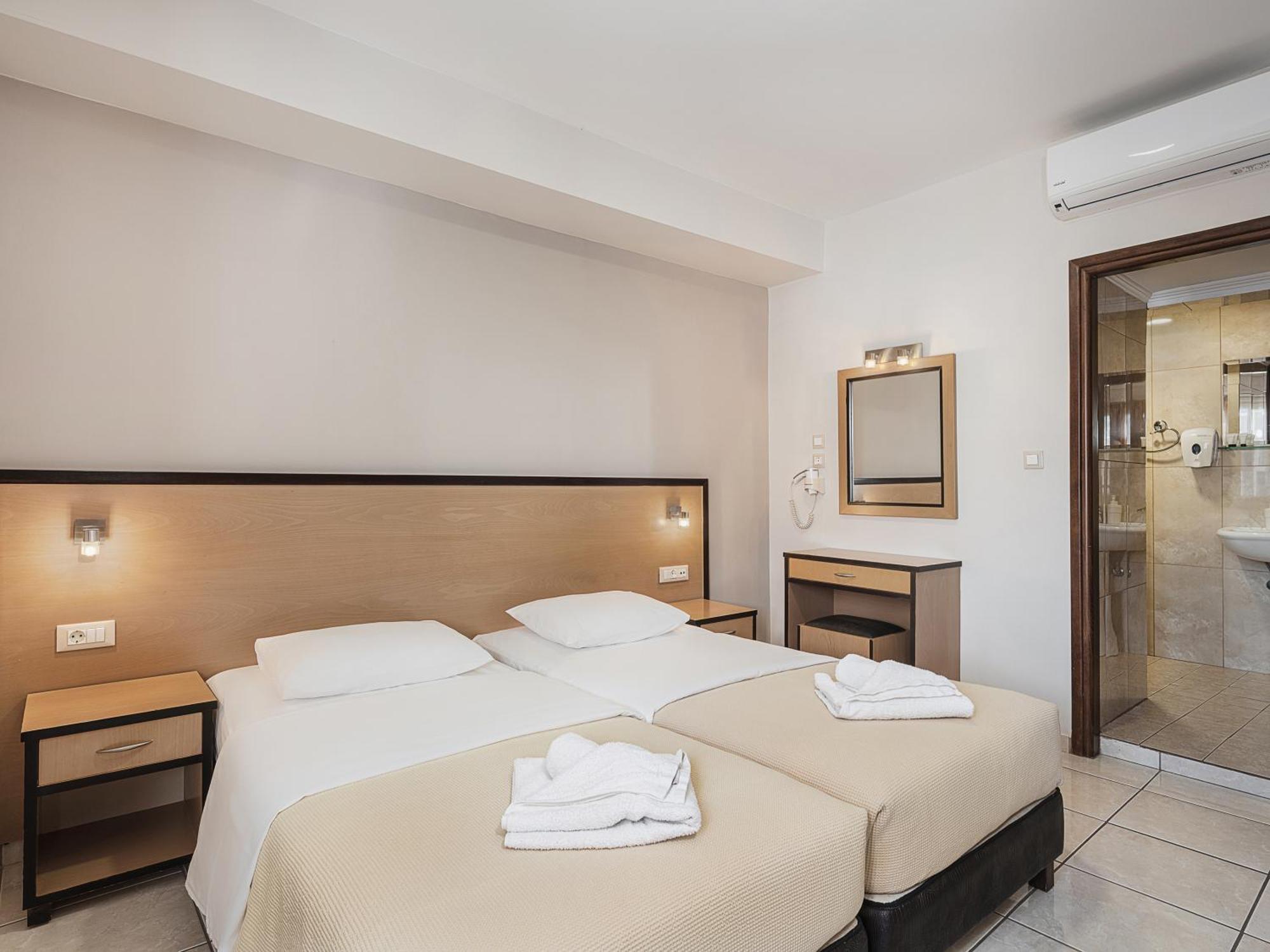 Theofilos Hotel