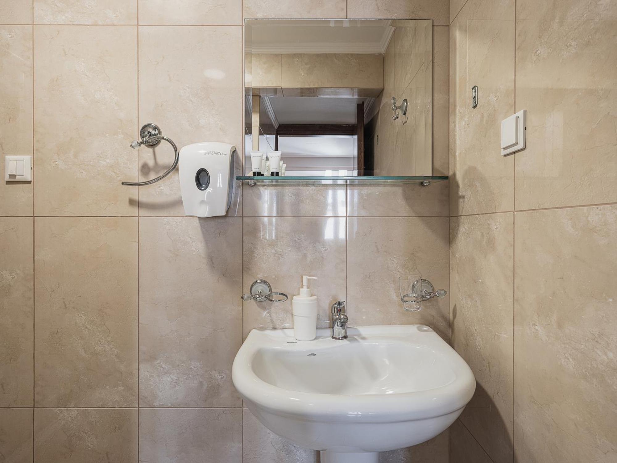 Theofilos Hotel