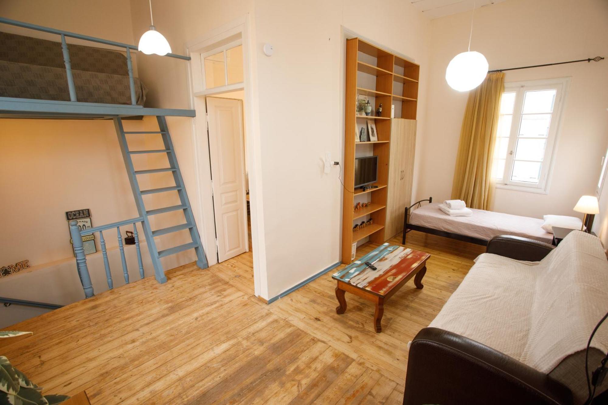 Apartment With Terrace In Heart Of Old Town Of Chania *
