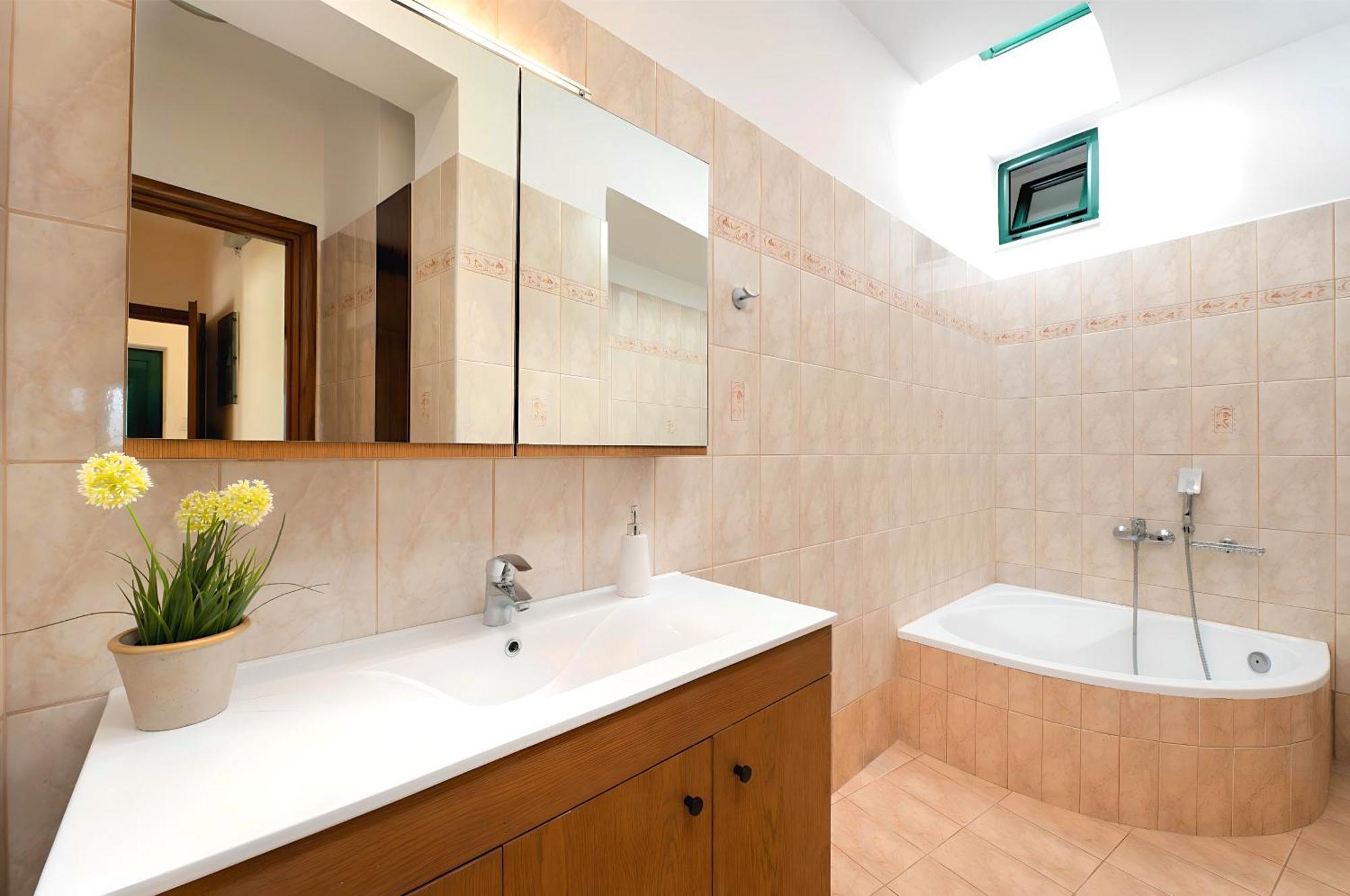 Eliomar Beachside Villa
