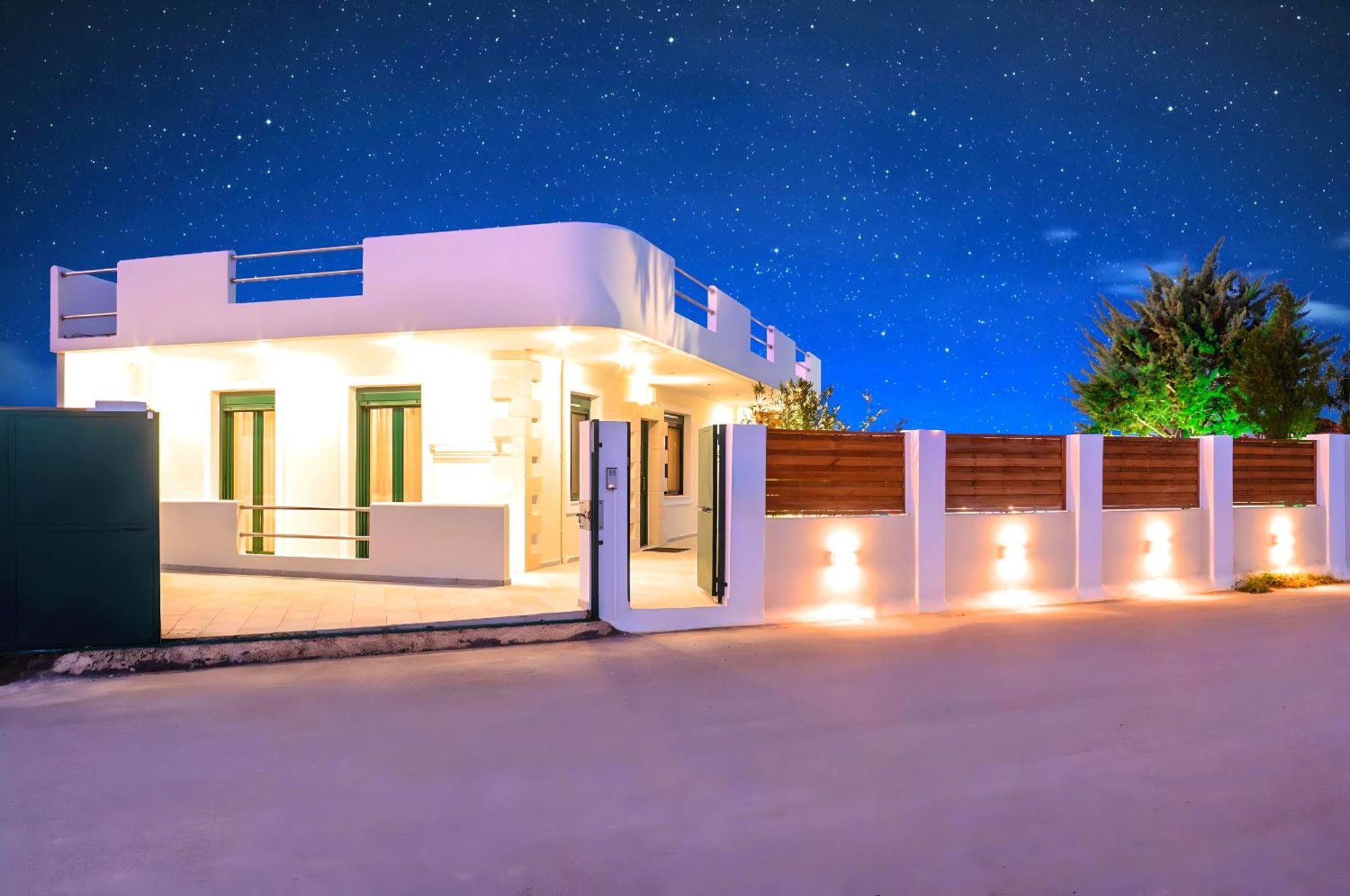 Eliomar Beachside Villa Chania (Crete)