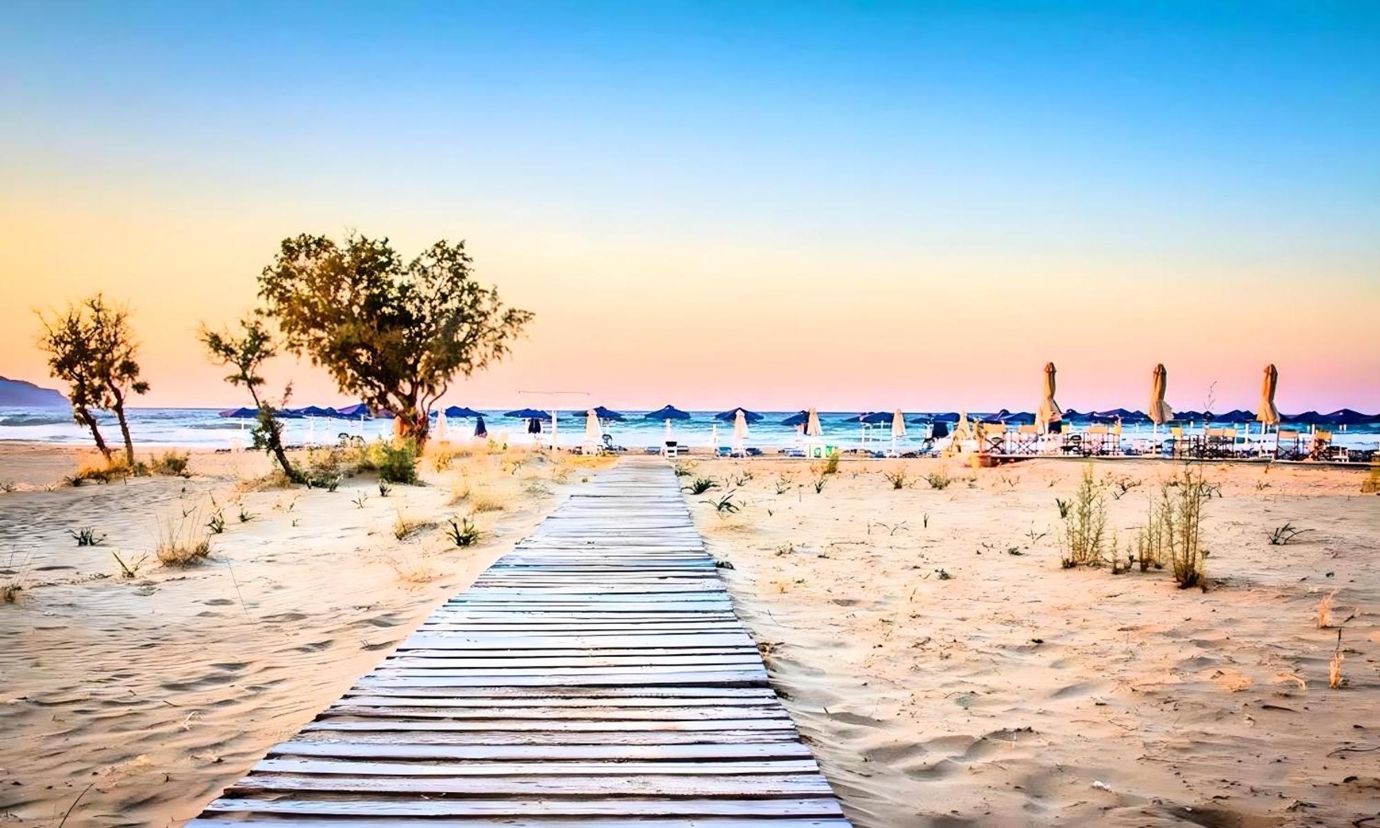 Eliomar Beachside *