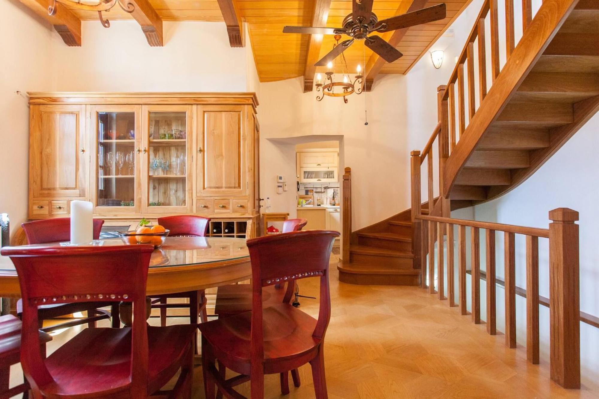 Luxurious Venetian 3 Floor House In The Old Port Holiday home *