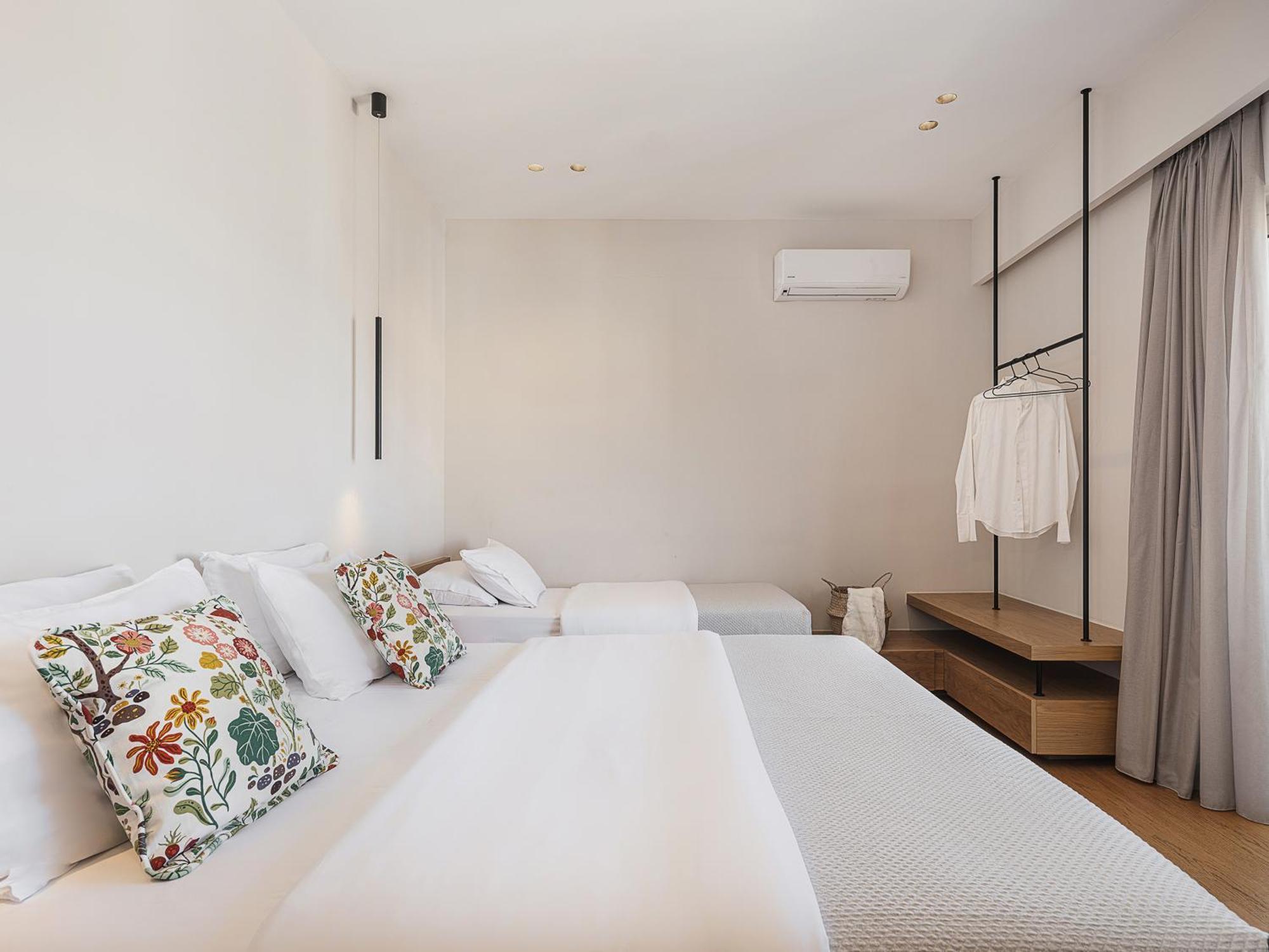 Hotel Theofilos *
