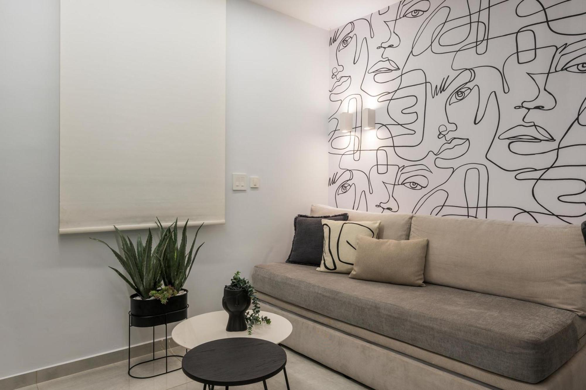 π Project: Smart Apartment *