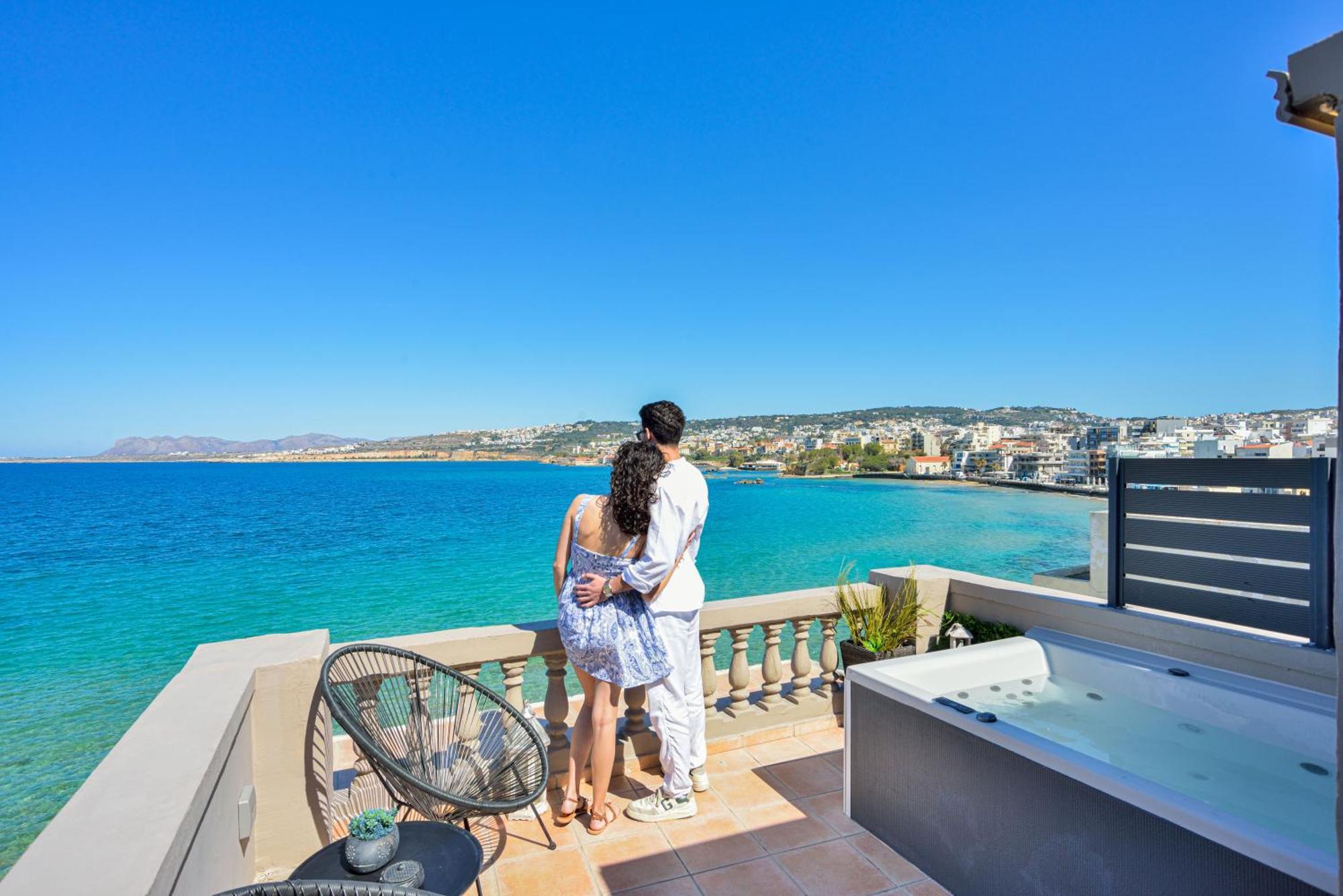 Kumka Seafront Apartment Chania (Crete)