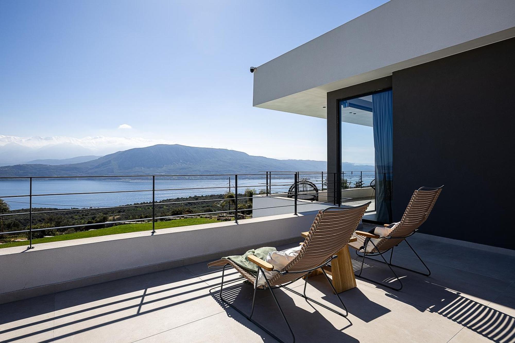 Etheria Elli Villa