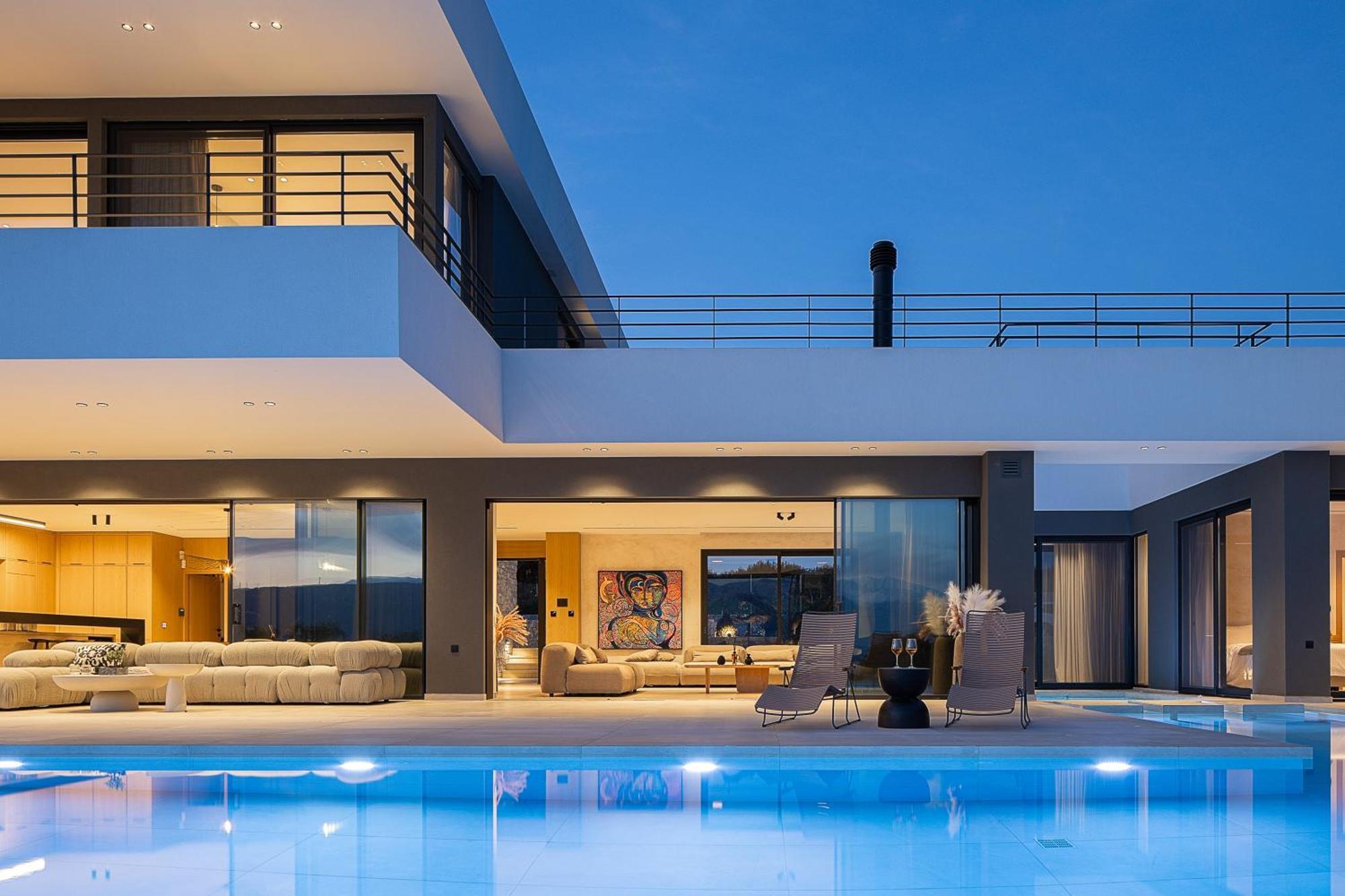Etheria Elli Villa *