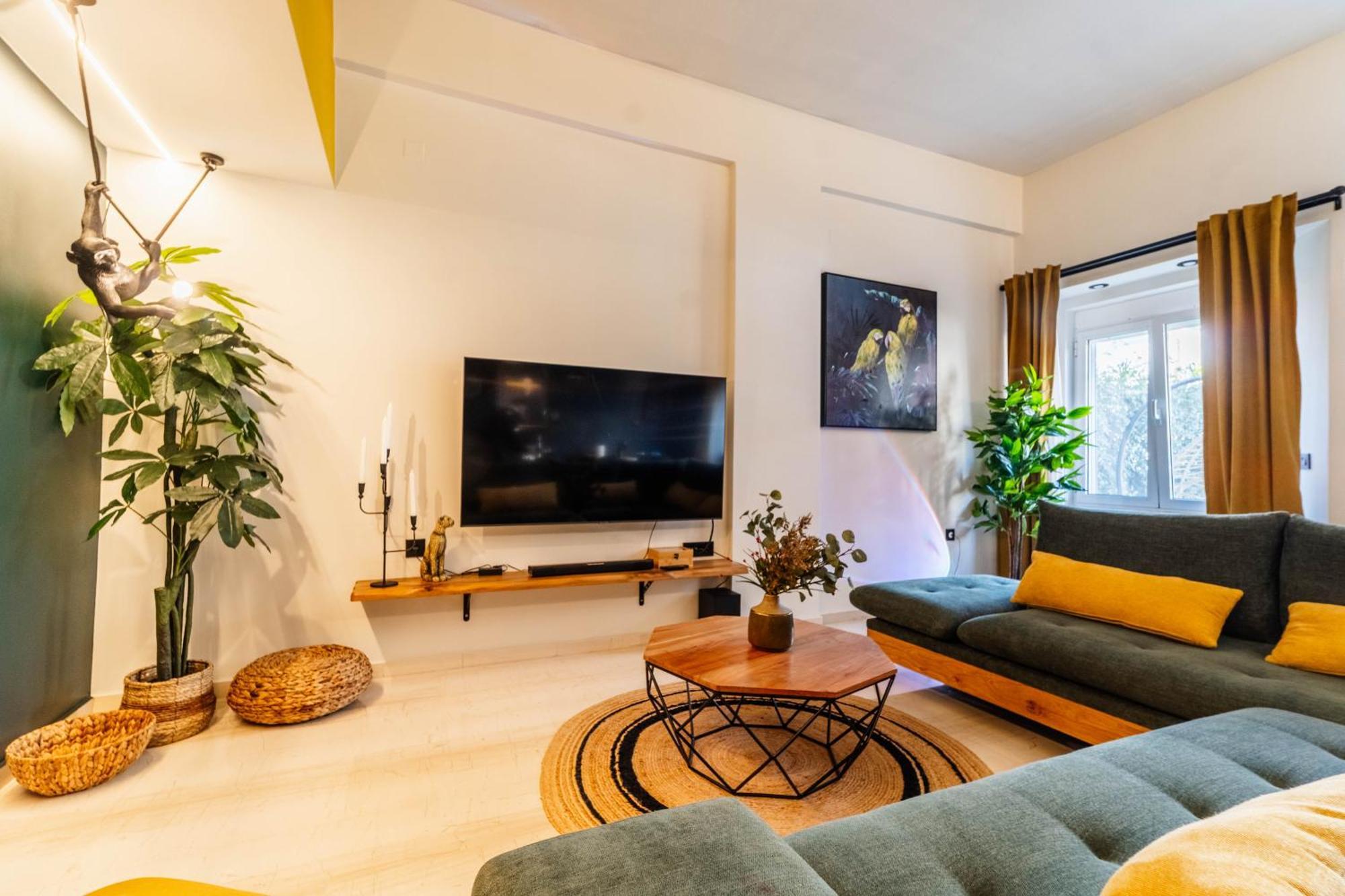 Mimosa Urban Habitation Chrissi Akti Chania