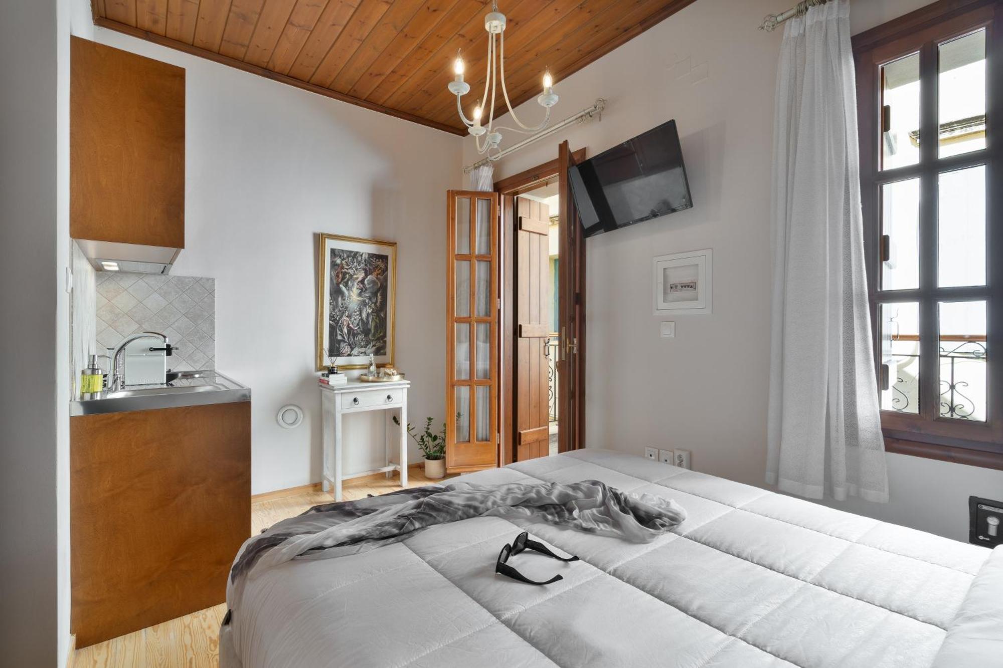 Pleiades Apartment