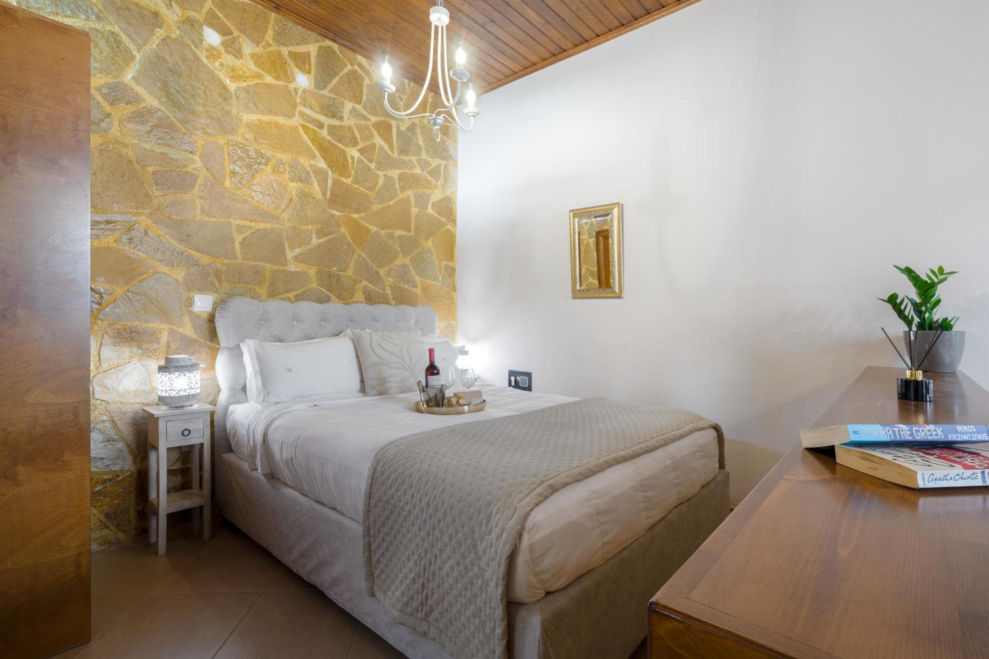 Pleiades Apartment Chania (Crete)