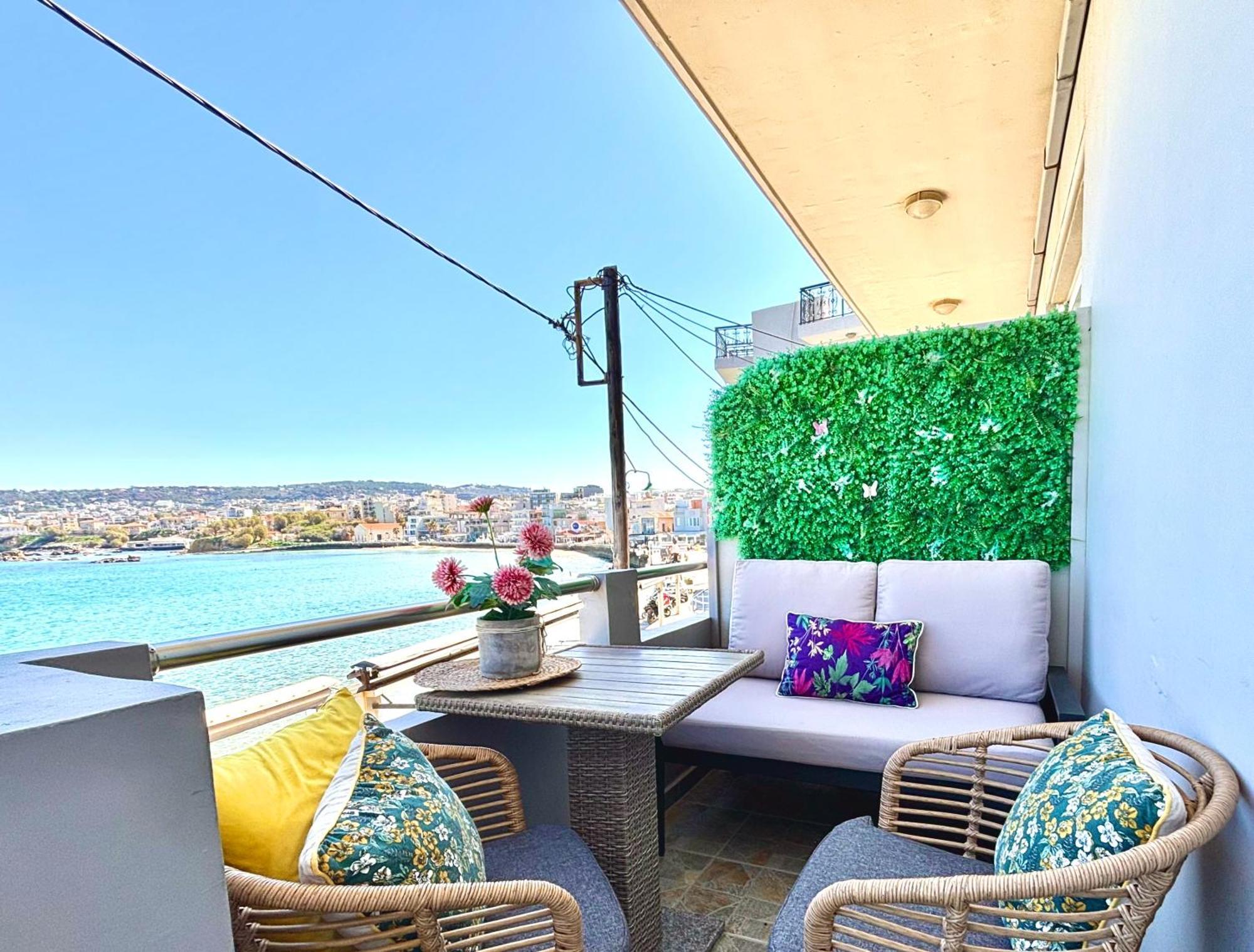 Orpheus House Beachfront 2bdr Apartment *