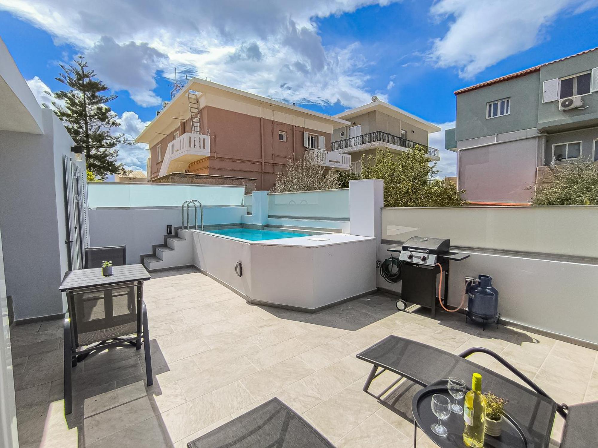 Comfy With Small Private Pool, Fiber Internet And Private Parking Chania (Crete)