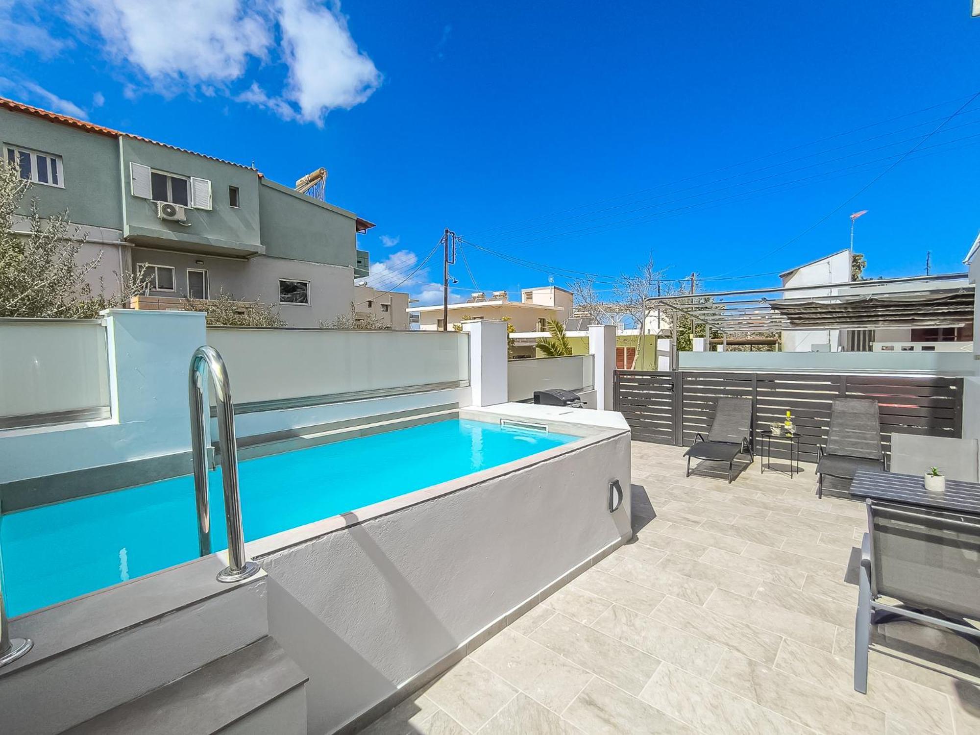 Comfy With Small Private Pool, Fiber Internet And Private Parking *