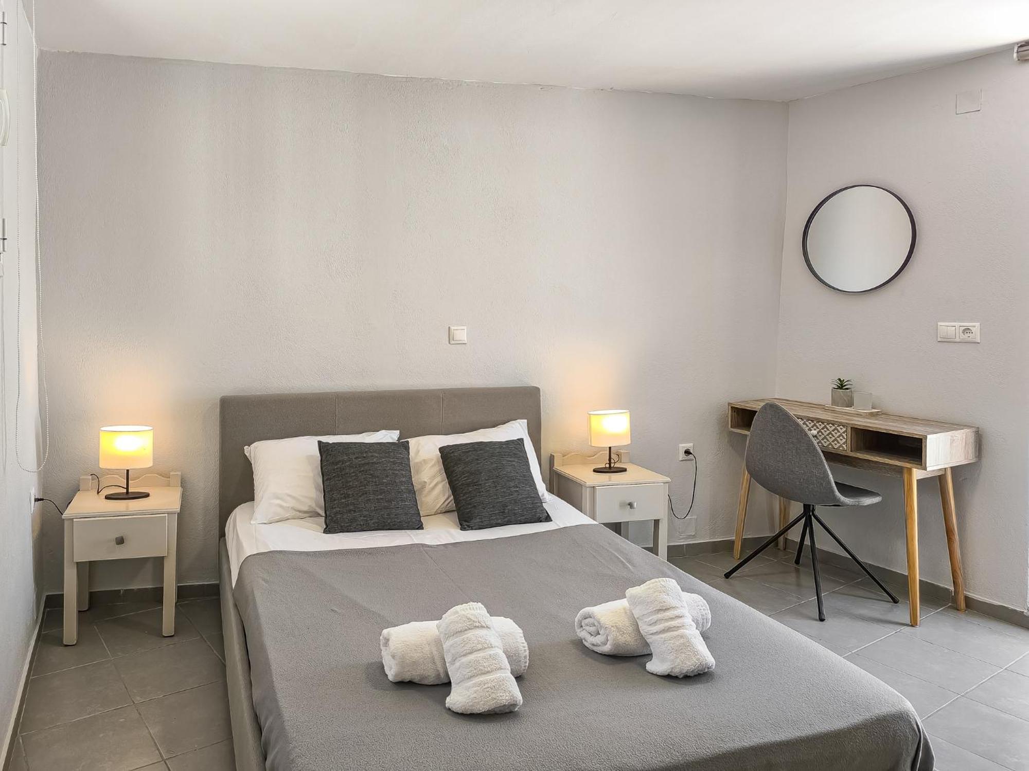 Comfy With Small Private Pool, Fiber Internet And Private Parking Apartment *