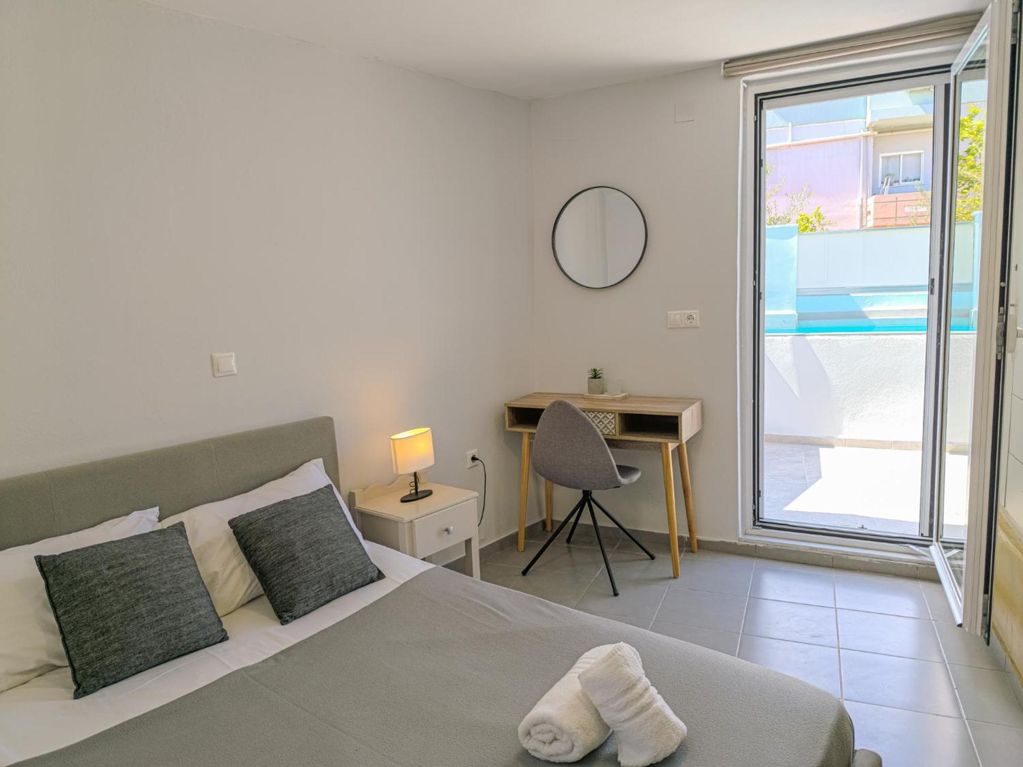 Apartment Comfy With Small Private Pool, Fiber Internet And Private Parking *
