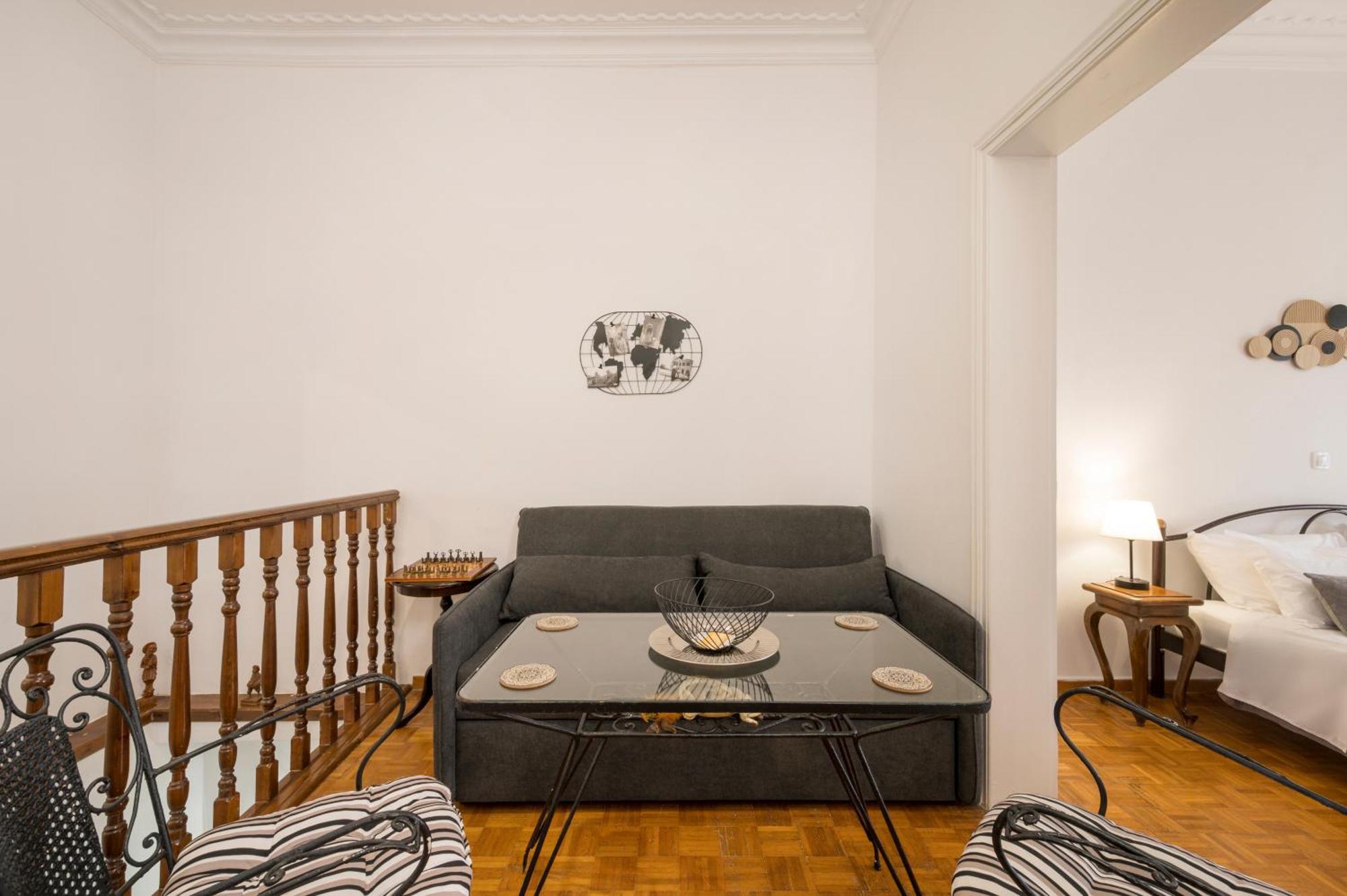 Lion's Yard Apartamento Chrissi Akti Chania