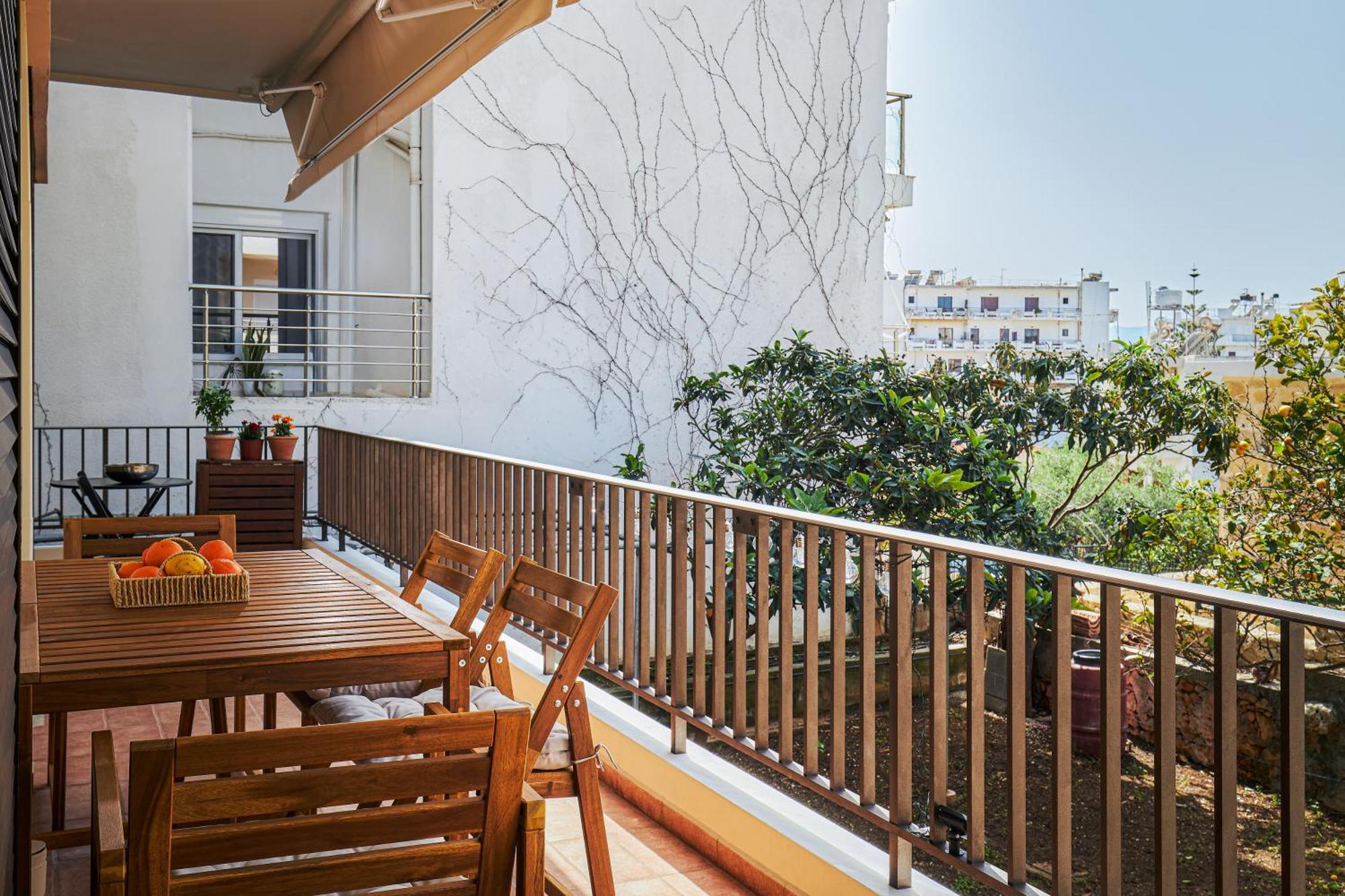 Katsambas - Cozy Retro-luxury With Balcony * Chrissi Akti Chania