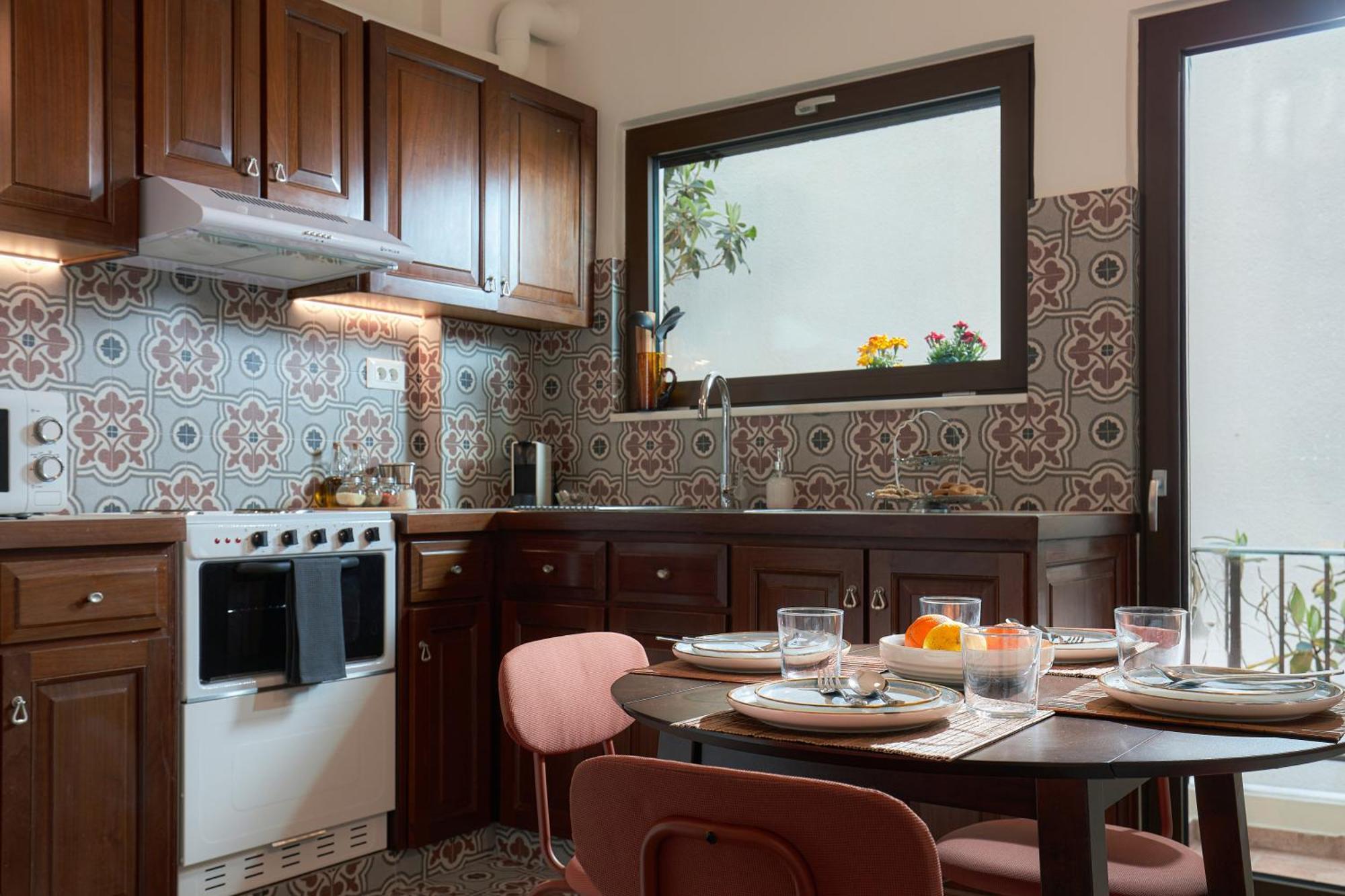 Katsambas - Cozy Retro-luxury With Balcony Apartamento
