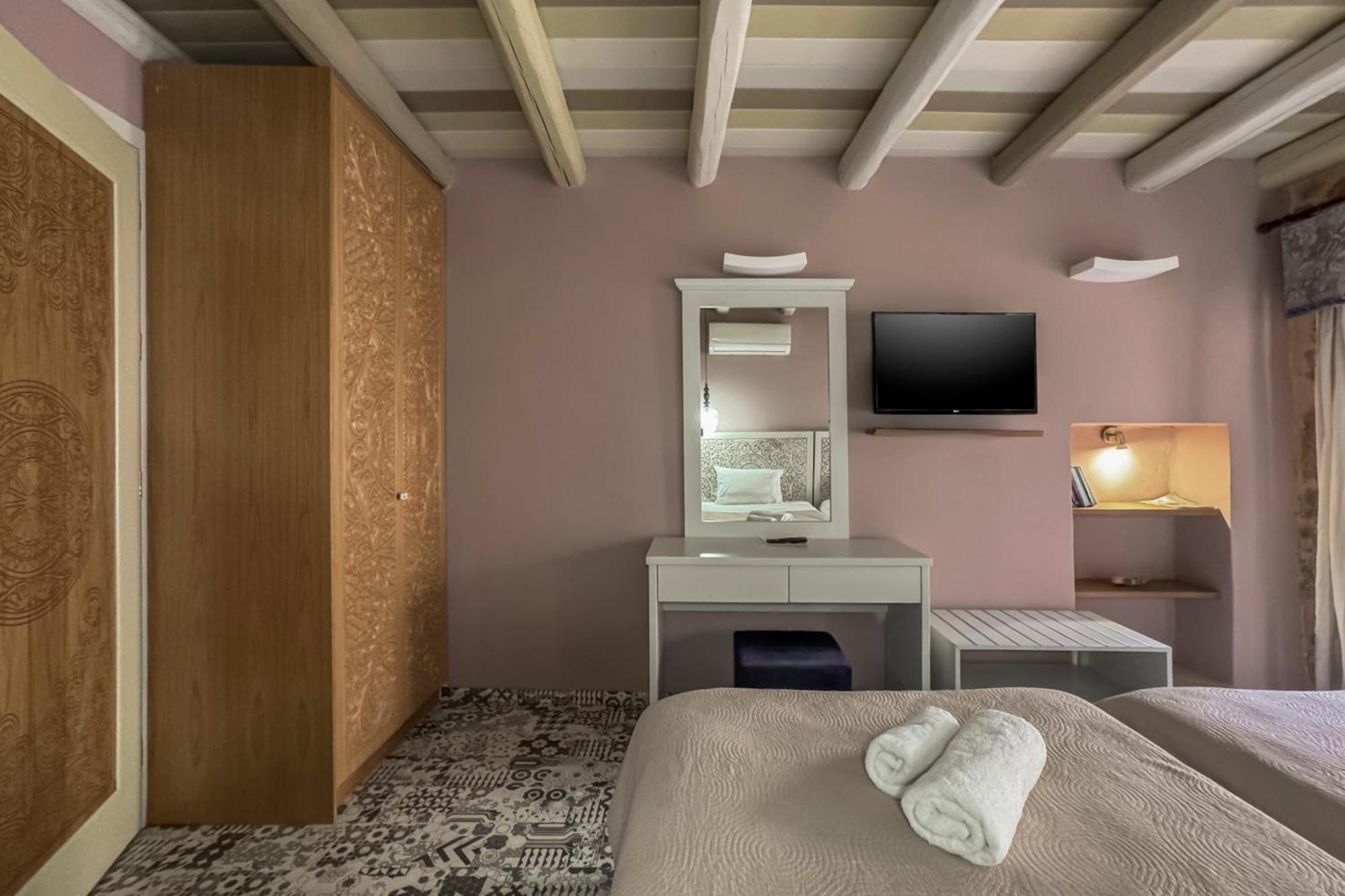 Vetus Oppidum Boutique *