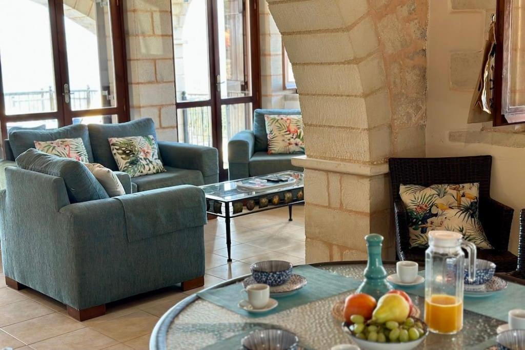 Villa Anais Charming Stone House *