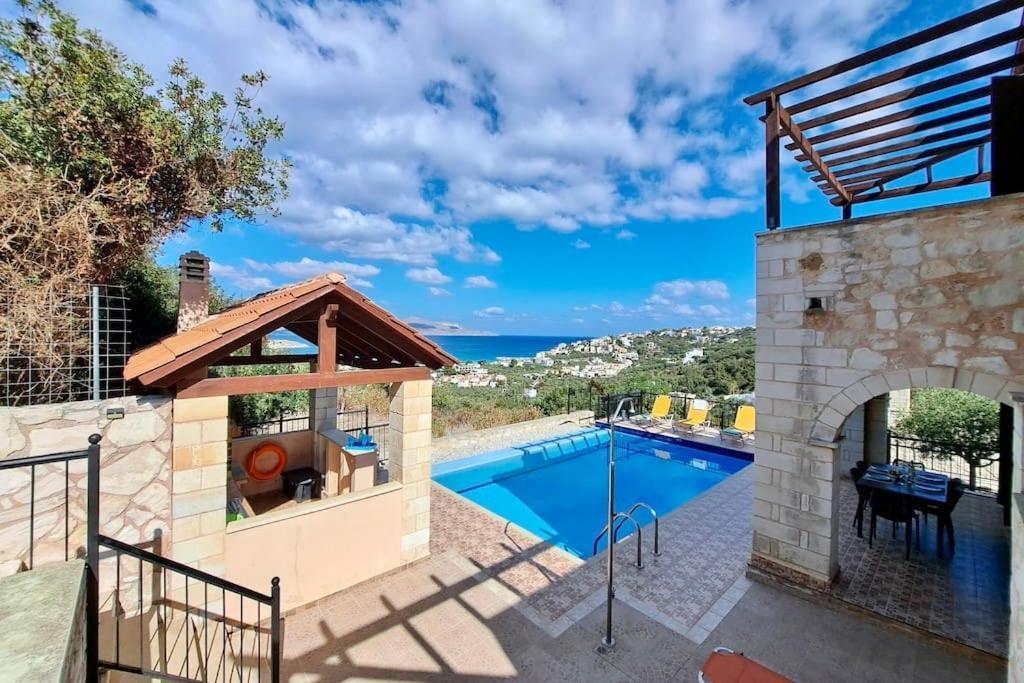 Anais Charming Stone House