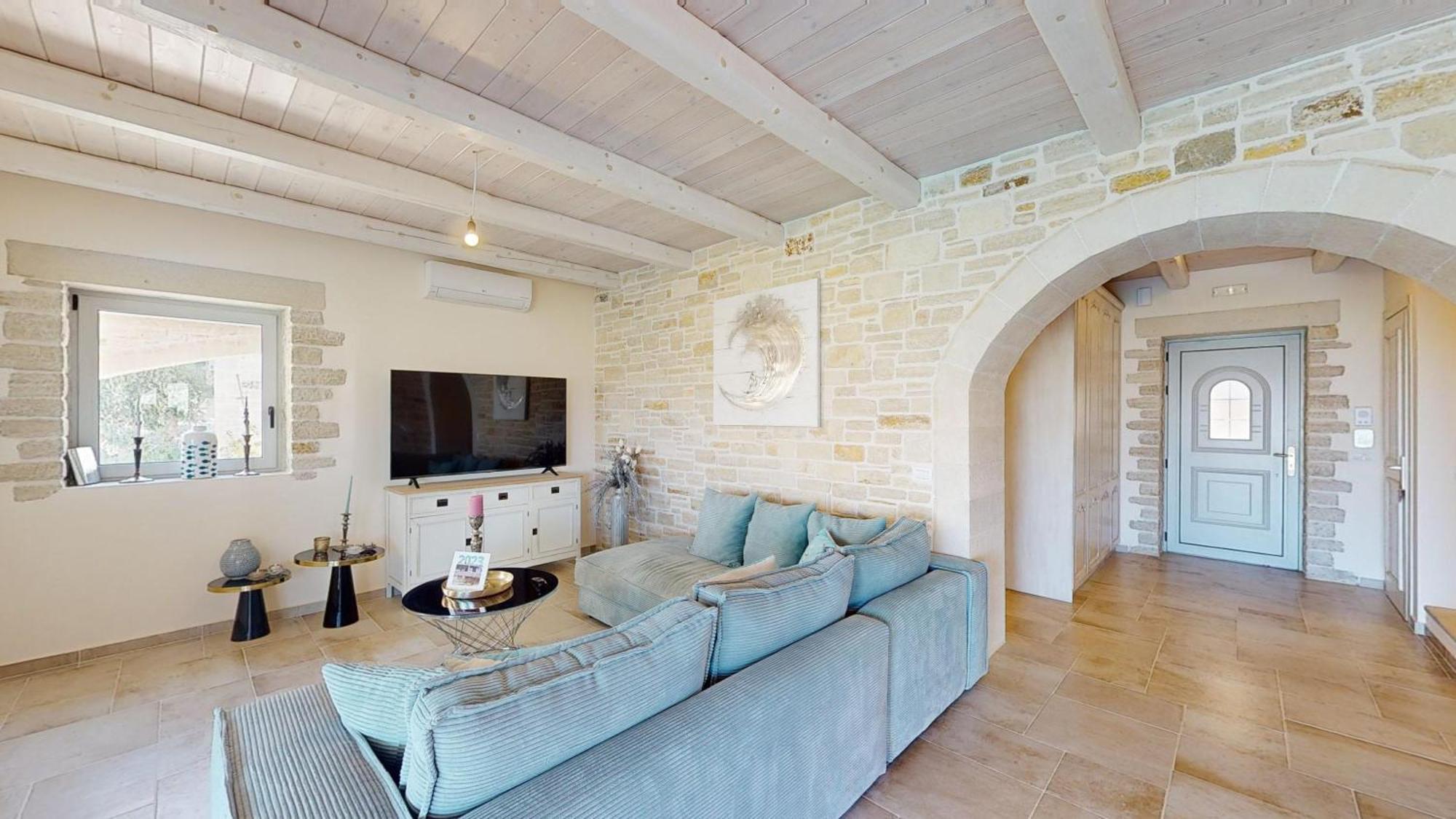 Lumidana Villa *