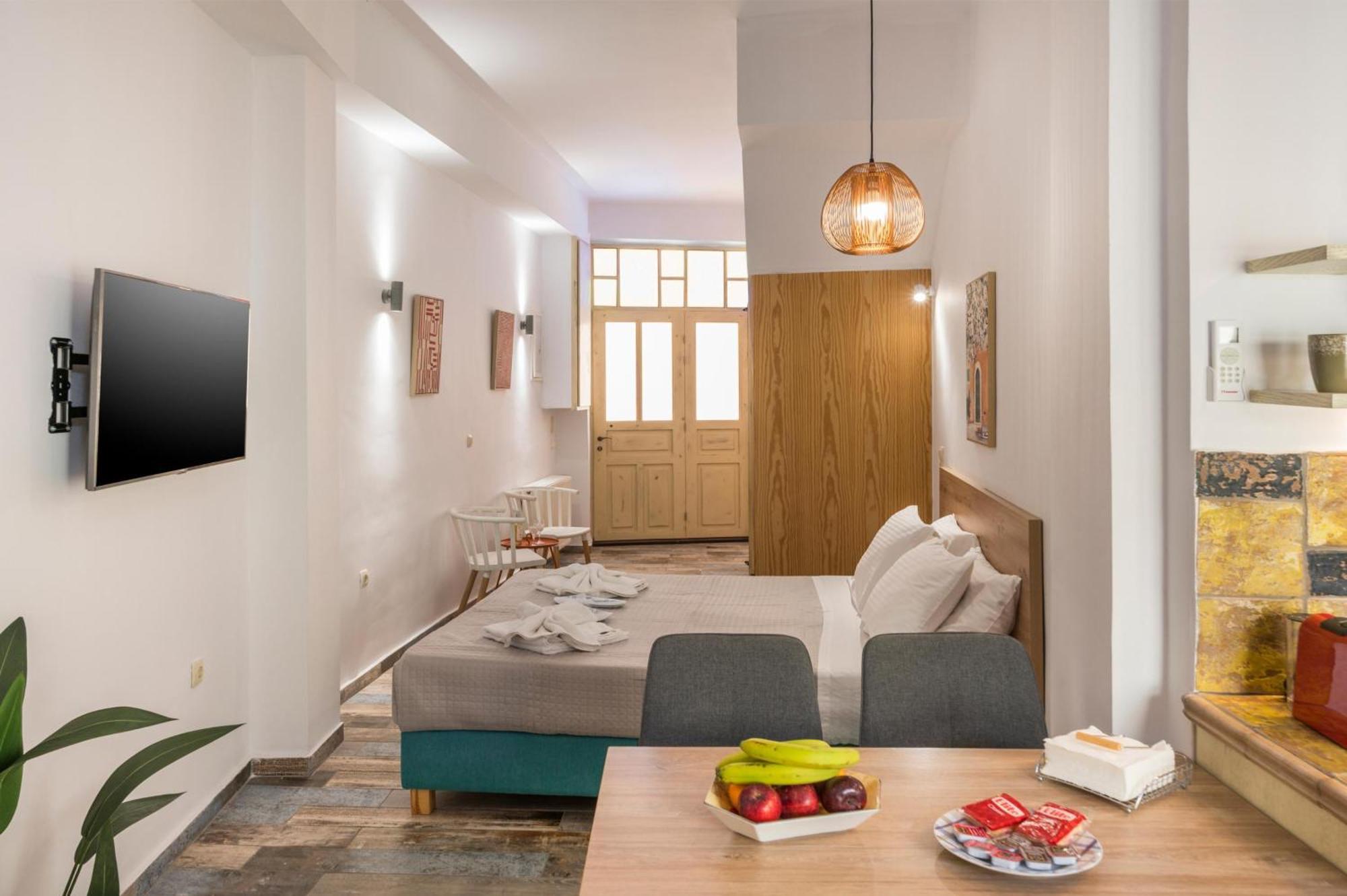 Crescendo Splantzia Apartment *