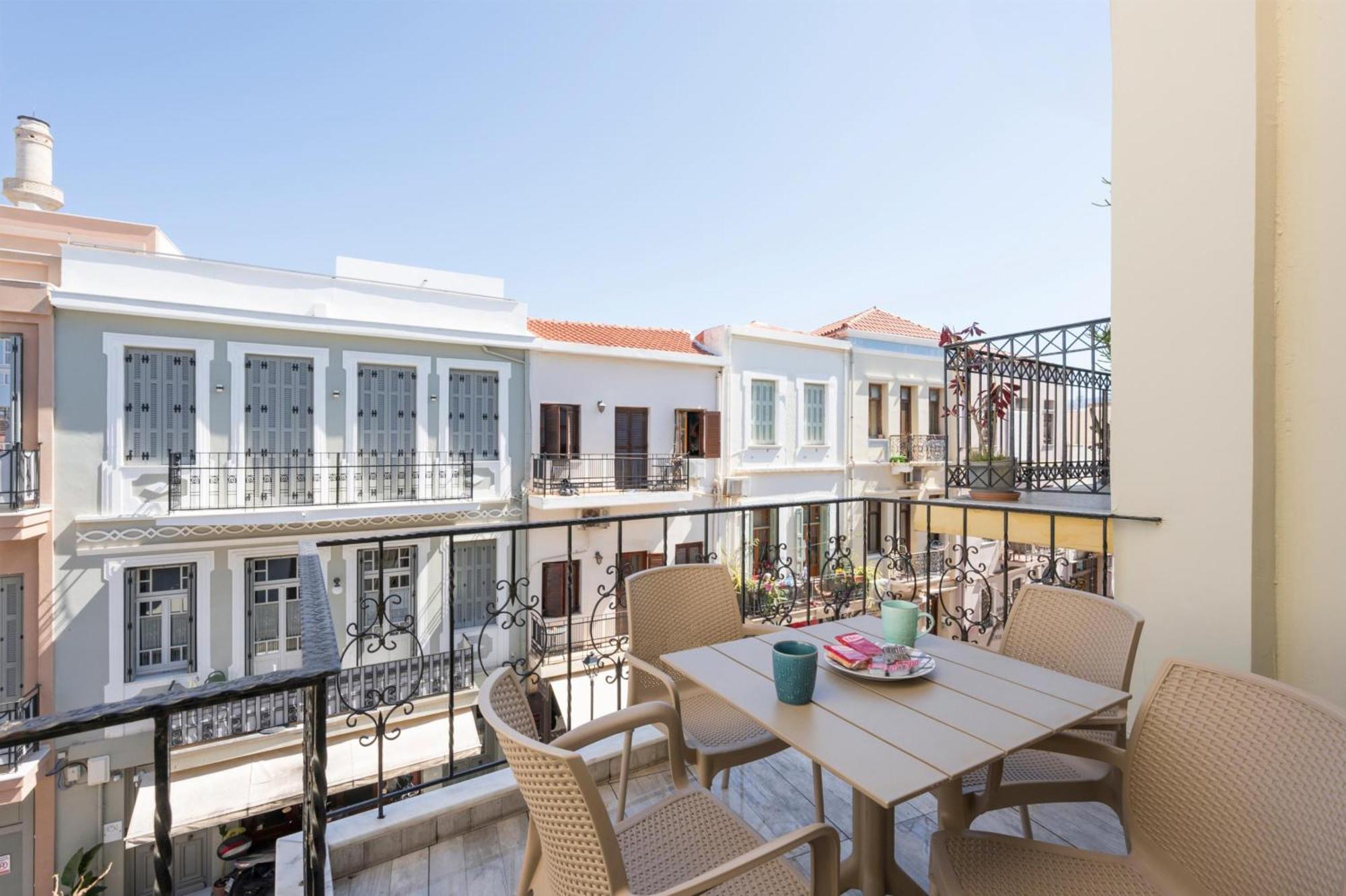 Apartment Crescendo Splantzia