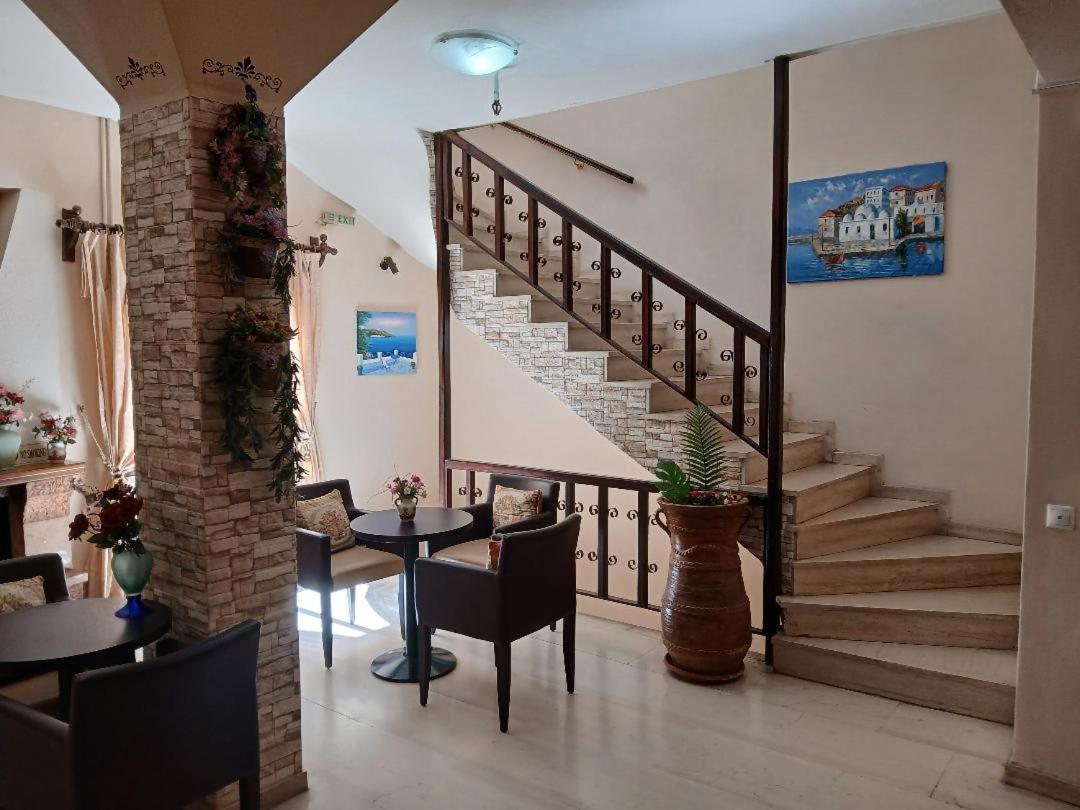Tina Hotel Chania (Crete)